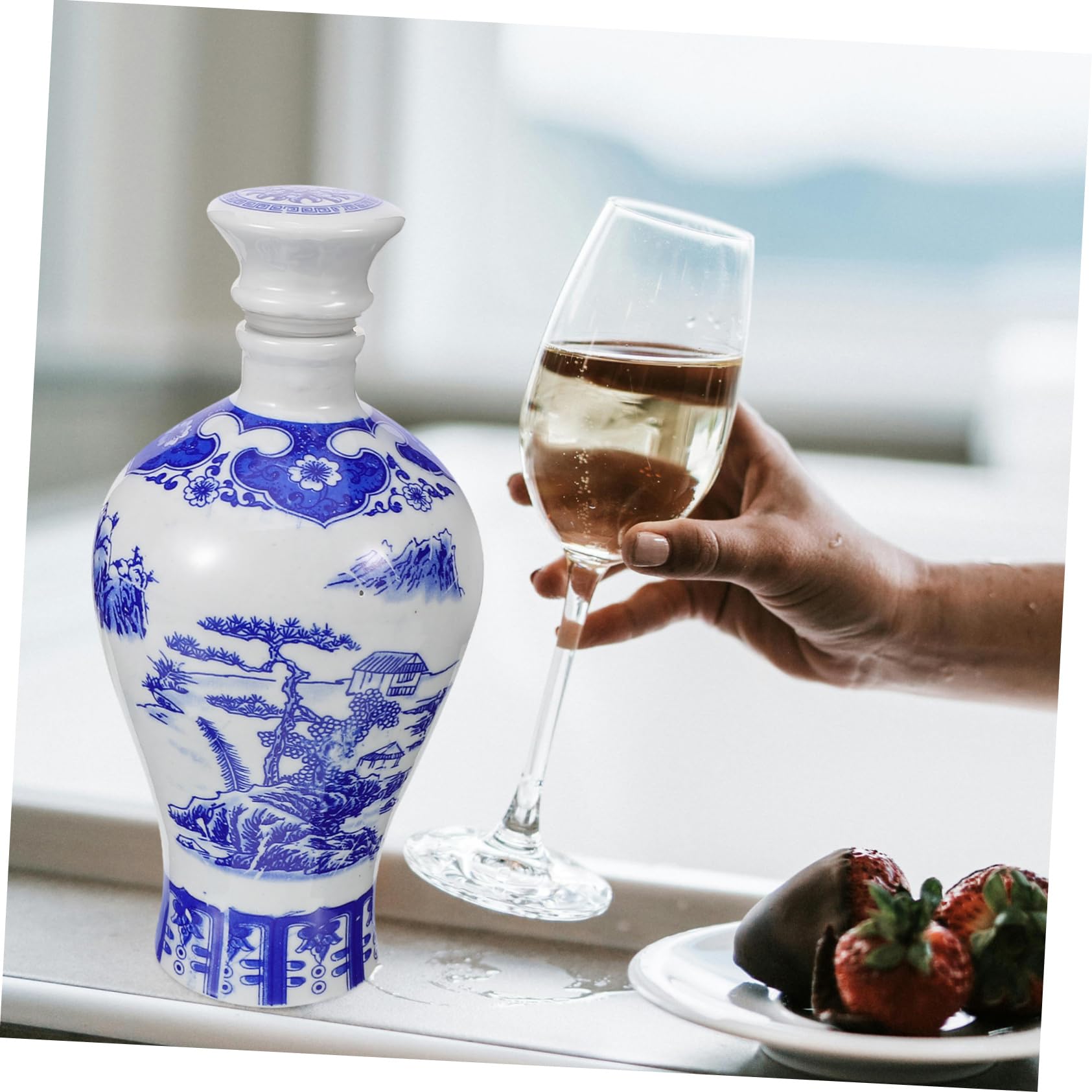 Amazon.co.jp: BEBEMOKO 青花磁器製酒瓶 上質な風デザイン ブルー