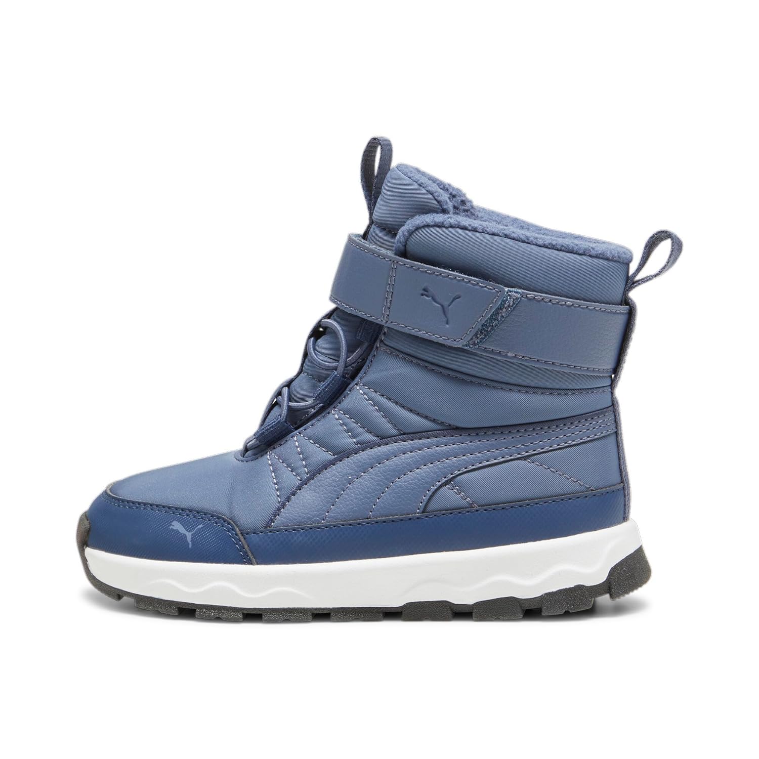 PUMA Bota unissex infantil Evolve com fecho alternativo para neve em promoção! Veja a oferta e mais achadinhos de Botas & Galochas Infantis 2 Hoje é o melhor dia para comprar PUMA Bota unissex infantil Evolve com fecho alternativo para neve com aquele preço maroto! Promoção! Aproveite a oferta! 2
