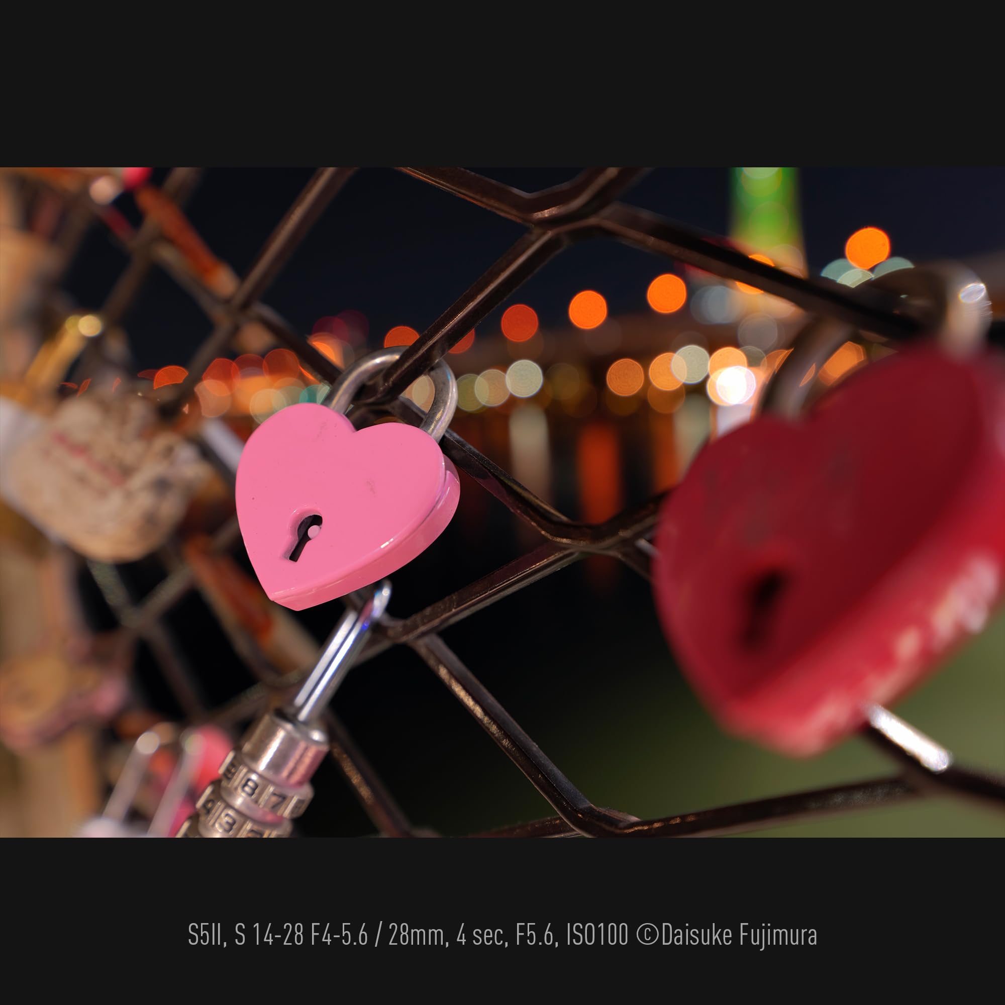 Panasonic Lumix S-R1428E Objektiv, Lumix S Objektiv, 14–28 mm Brennweite, F4-5.6 Blende, ideal für Videos, Makroobjektiv, Ultraweitwinkel-Zoom.