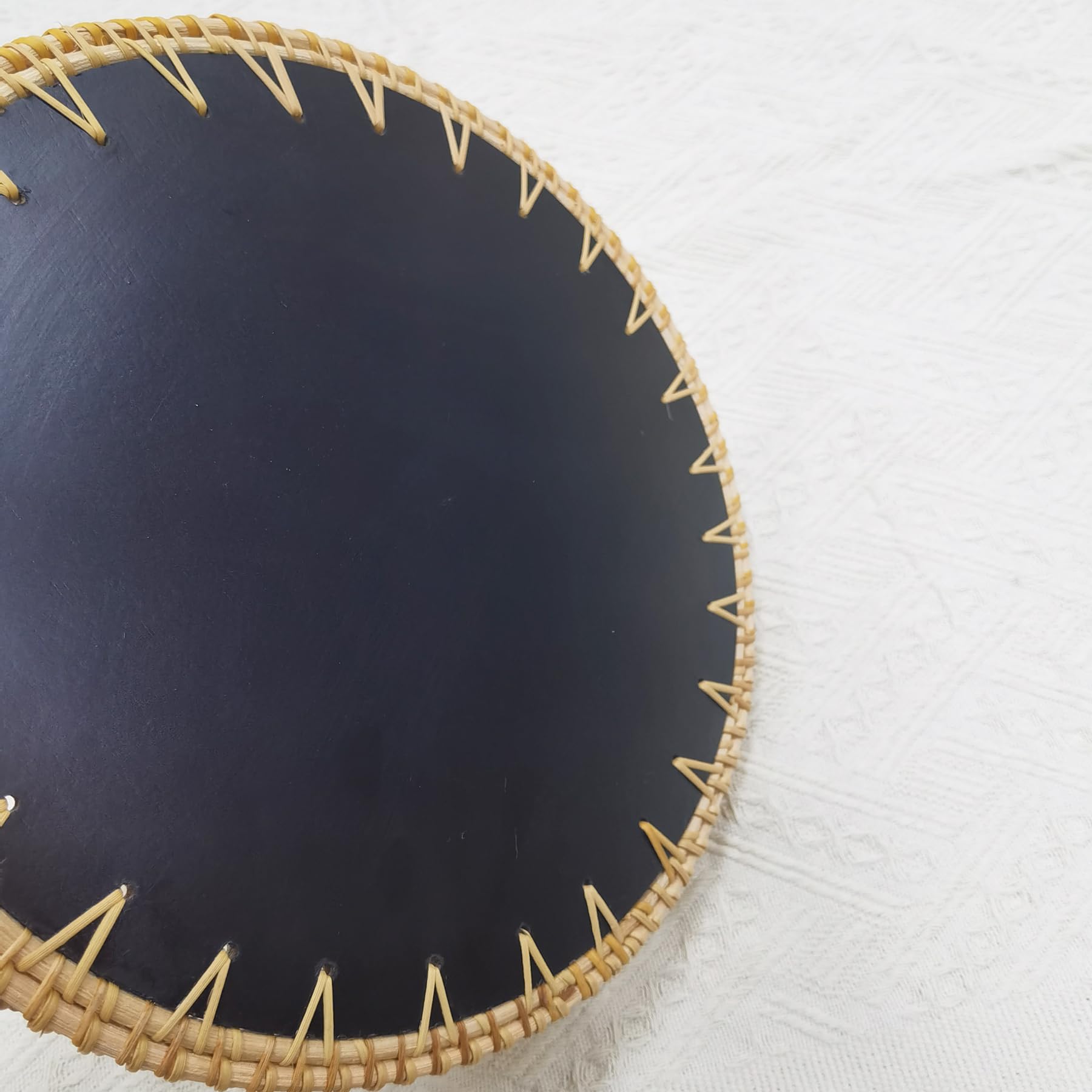 i-lan Vassoio rotondo da 30,5 cm in rattan con intarsio in madreperla, vassoio da portata in rattan con base in legno intarsiato in madrepera, cestino decorativo in vimini per decorare la tavola,