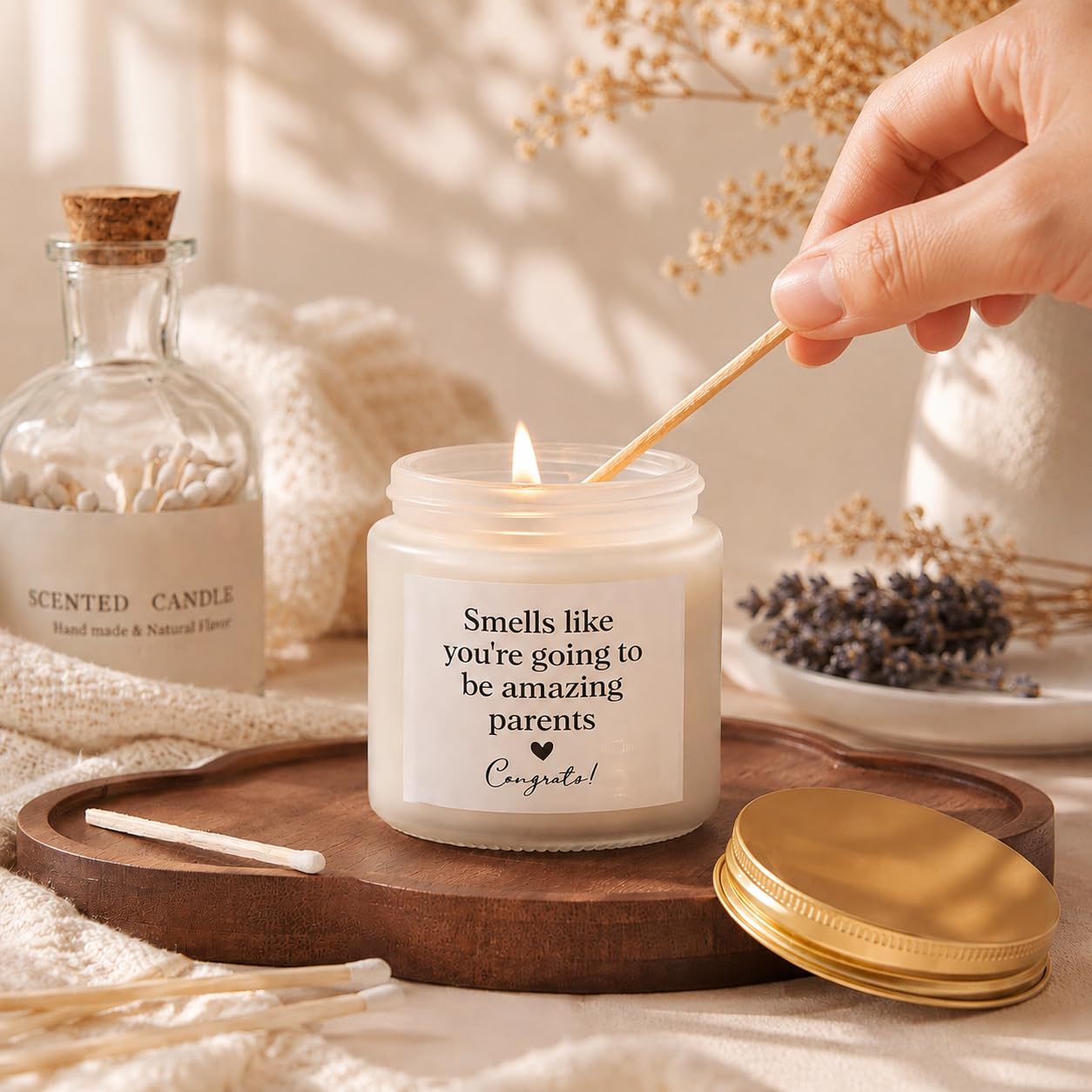 Suhctuptx Regalos para nuevos padres para parejas, regalo para nuevos padres y padres, regalos de baby shower con velas de vidrio para mamá y papá, cesta de anuncio de embarazo para futura mamá