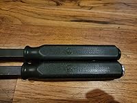 Review Image by Victor Hoyt