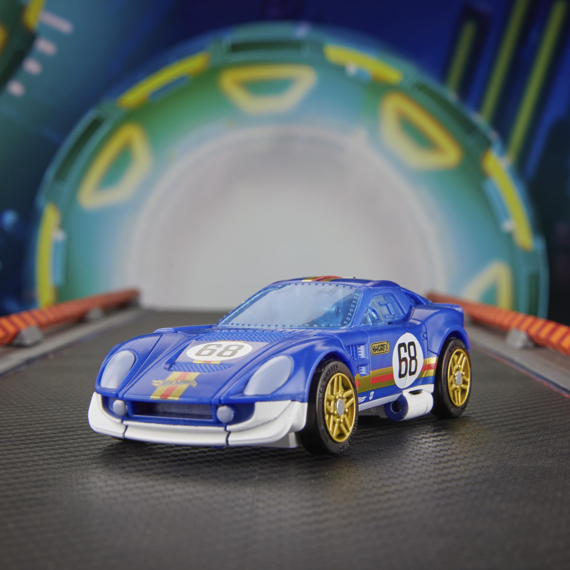 Transformers Collaborative Hot Wheels® / Transformers El Segundo Coupé, 12,5-centymetrowa figurka robota klasy Deluxe, przekształca się w wyścigówkę, wiek: od 8 lat