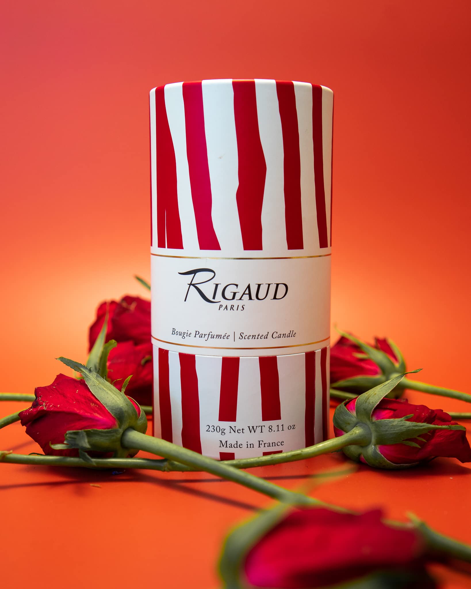 Rigaud Paris - Candela grande modello La Vie, in rosso, 230 g, 90 ore di profumo, fabbricazione artigianale francese