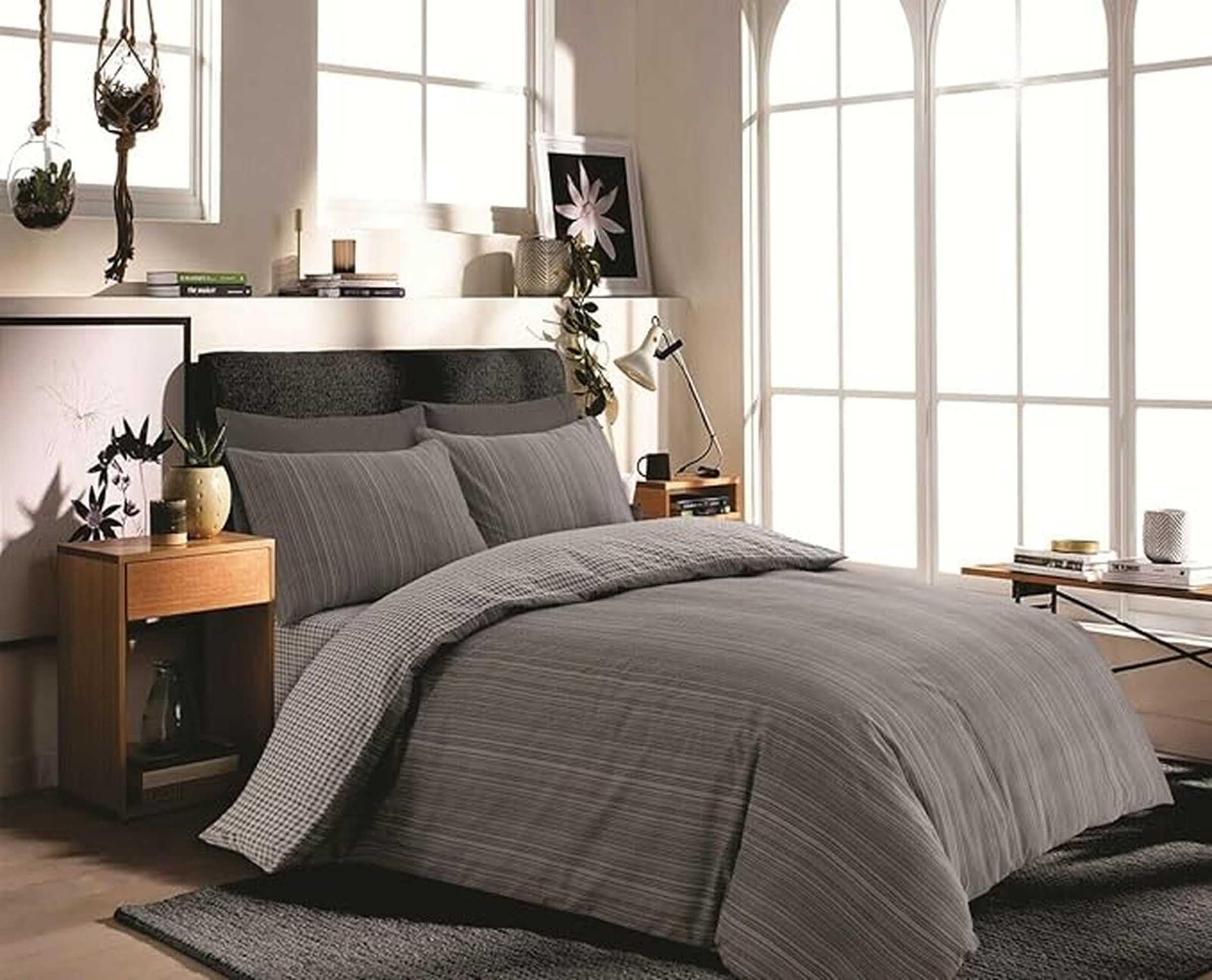 Cotton Rich Duvet Cover Set โ Patchwork Floral Printed, Breathable Quilt Cover, Durable and Comfortable Bedding Set with Pillowcases (SLATE GREY, King)