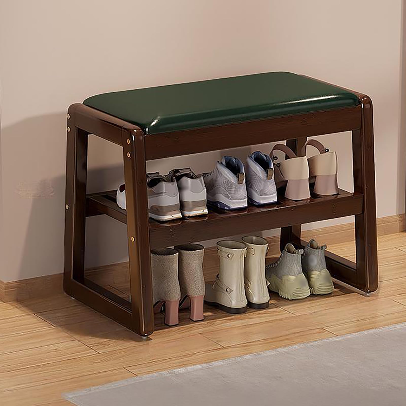 Banc à chaussures en velours vert pour une assise confortable dans votre dressing