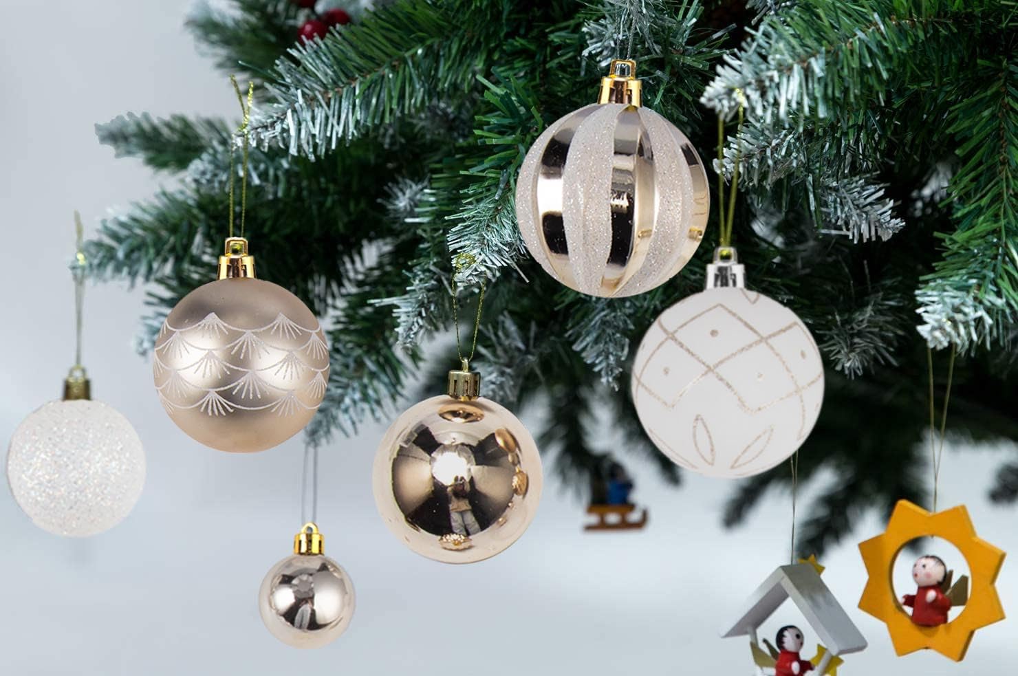 SVNVIOZ 70 Stück Weihnachtskugeln Set Champagner Weiß, Christbaumkugeln Kunststoff Deko Weihnachten, Weihnachtsbaumschmuck mit Aufhänger, Weihnachtsbaumkugeln für Weihnachtsdeko Innen Aussen