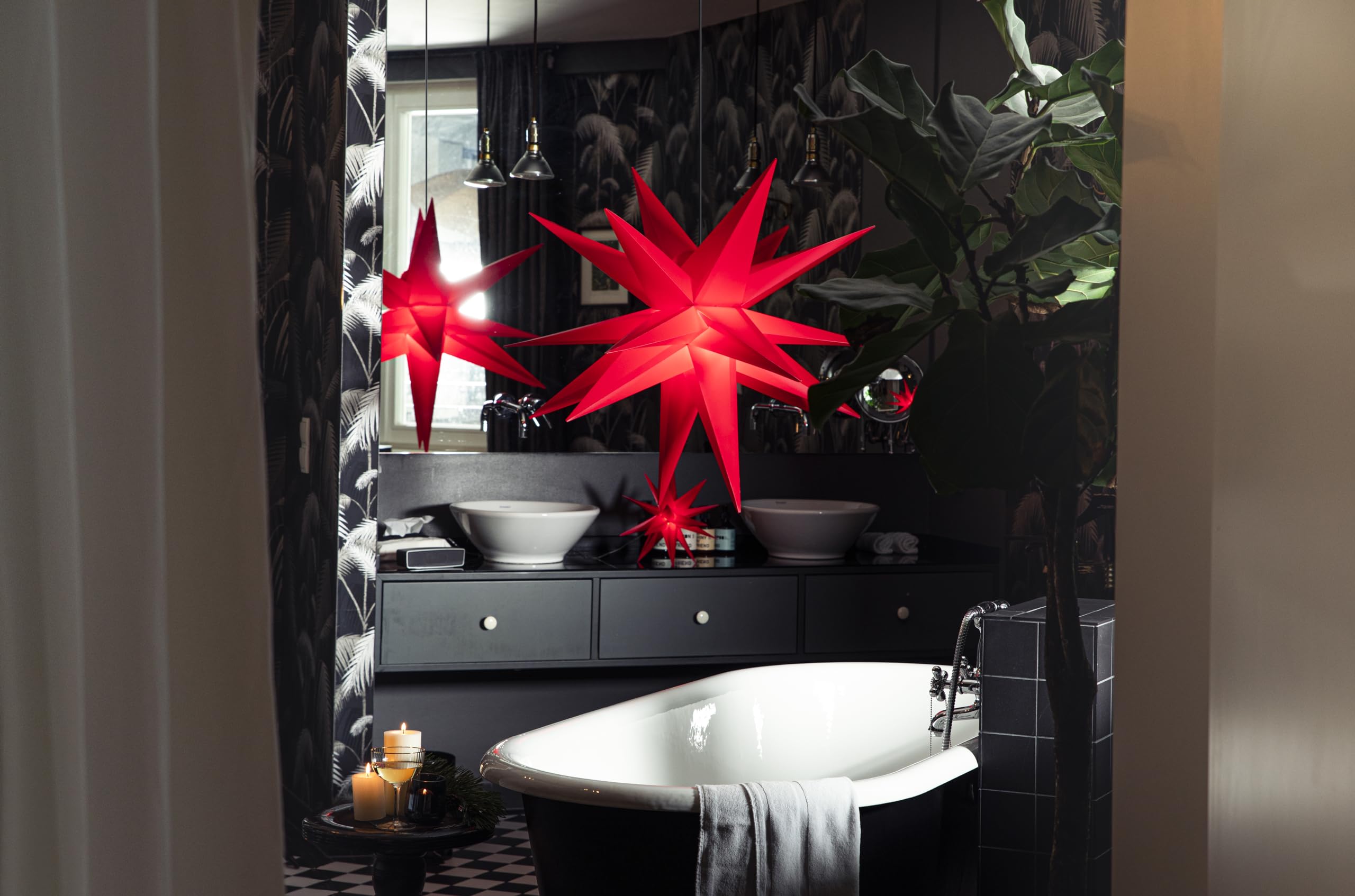 Sterntaler Dekostern | Weihnachtsstern Kunststoff | 18-Zacker Faltstern | Rot | 25cm | Innen und Außen | LED | Batterie