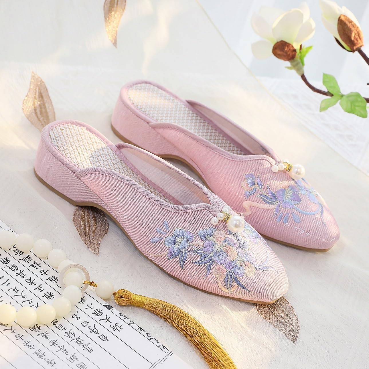 Fashion Flower Embroidered Mules Women's Exquisite Handmade Beaded Slippers Chinese Traditional Ancient Style Hanfu Cheongsam Shoes Casual Lightweight ls(,5 UK) (6 UK)