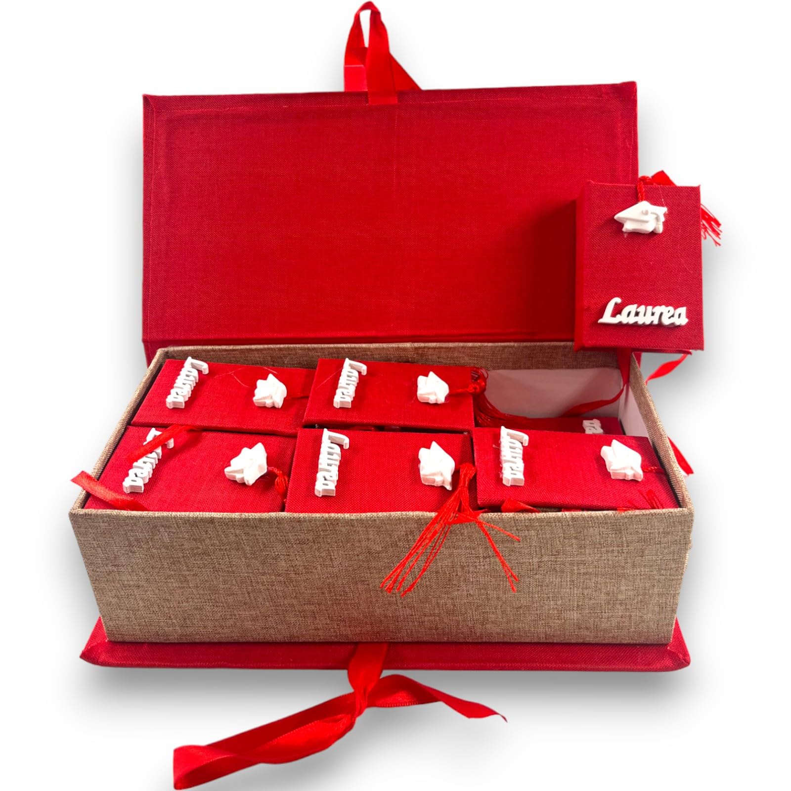 Scatola Box Libro Ricordo Laurea in Tela Rossa Decorazioni Bianche con 12 Scatoline Portaconfetti Idea Regalo Pary Cerimonia Festa