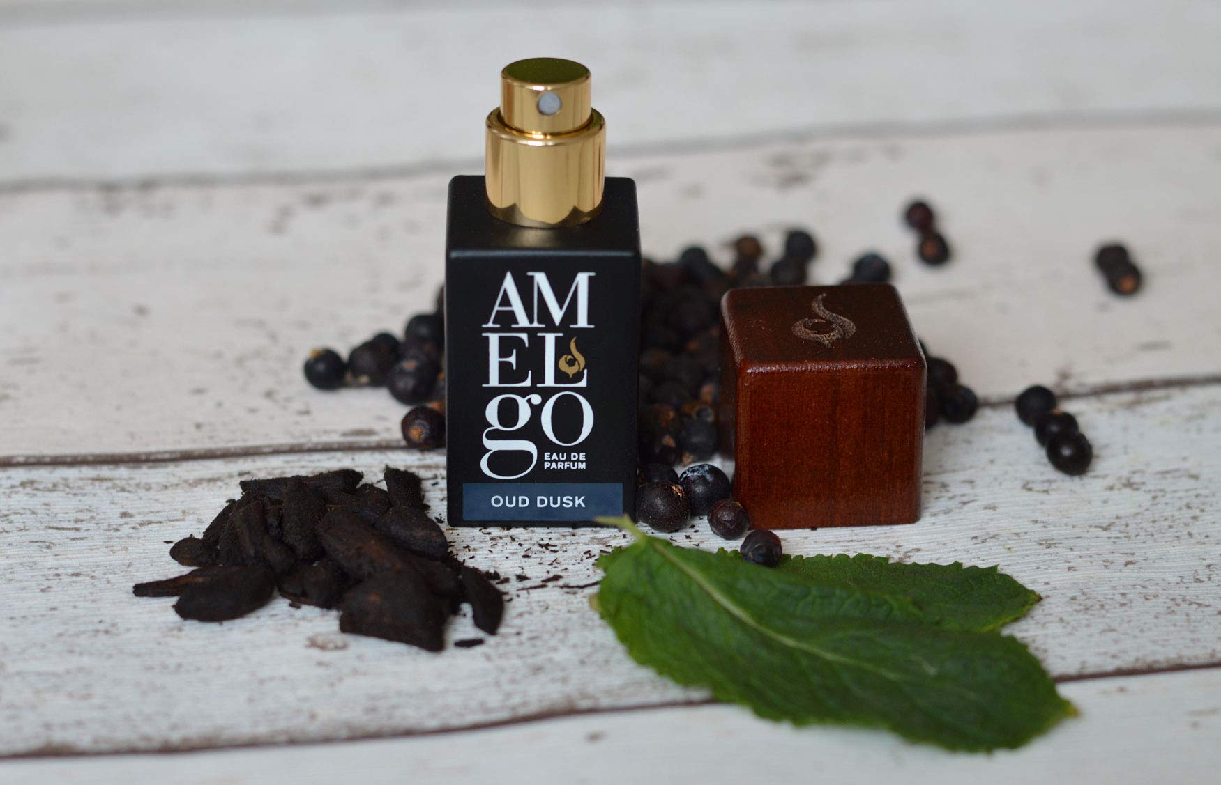 Woody Oud Perfume for Men Long Lasting Aftershave with Real Oud Wood