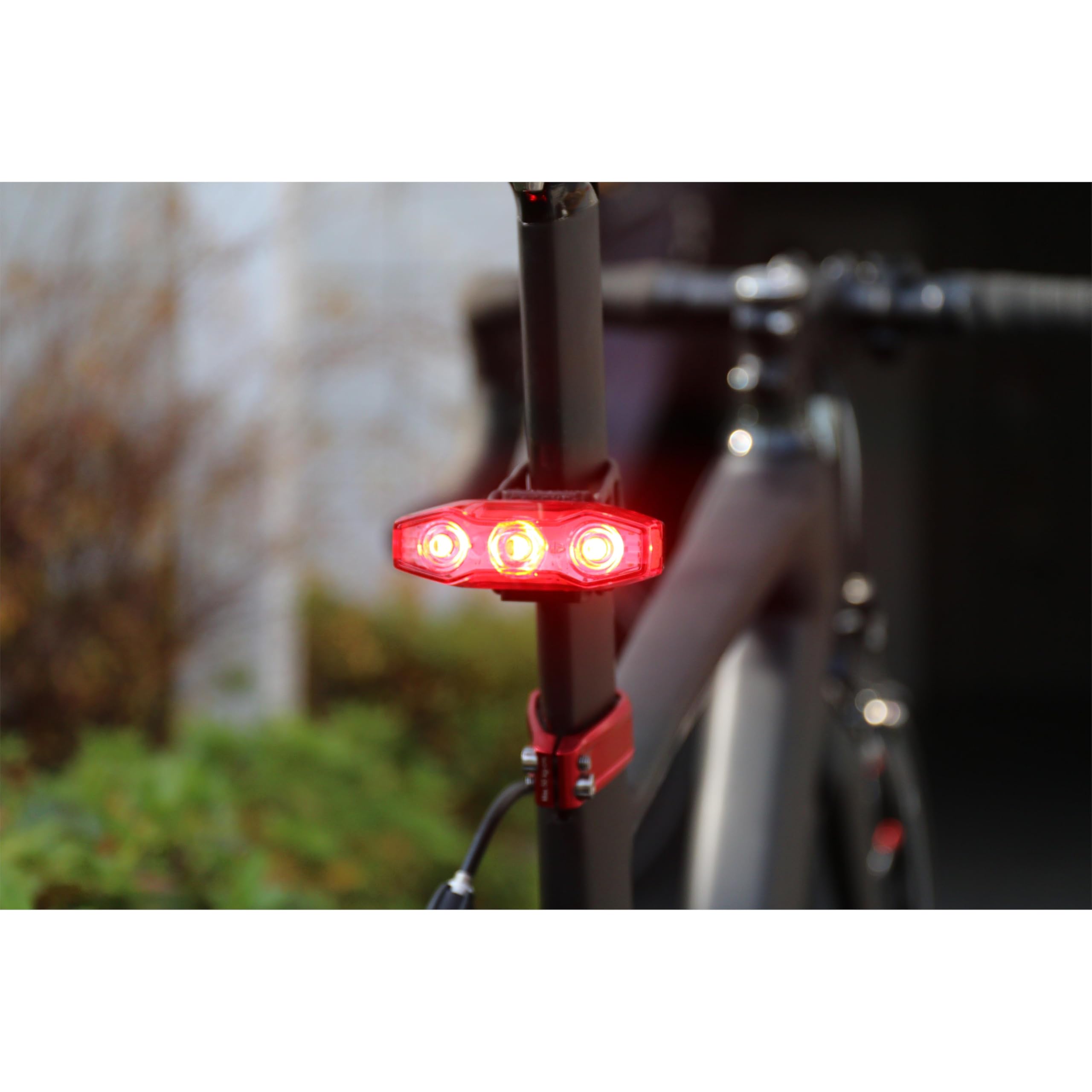 CatEye AMPP 900 Feu Avant et feu arrière VIZ 300 – Lumières de vélo Rechargeables par USB pour vélos de Route et de Banlieue