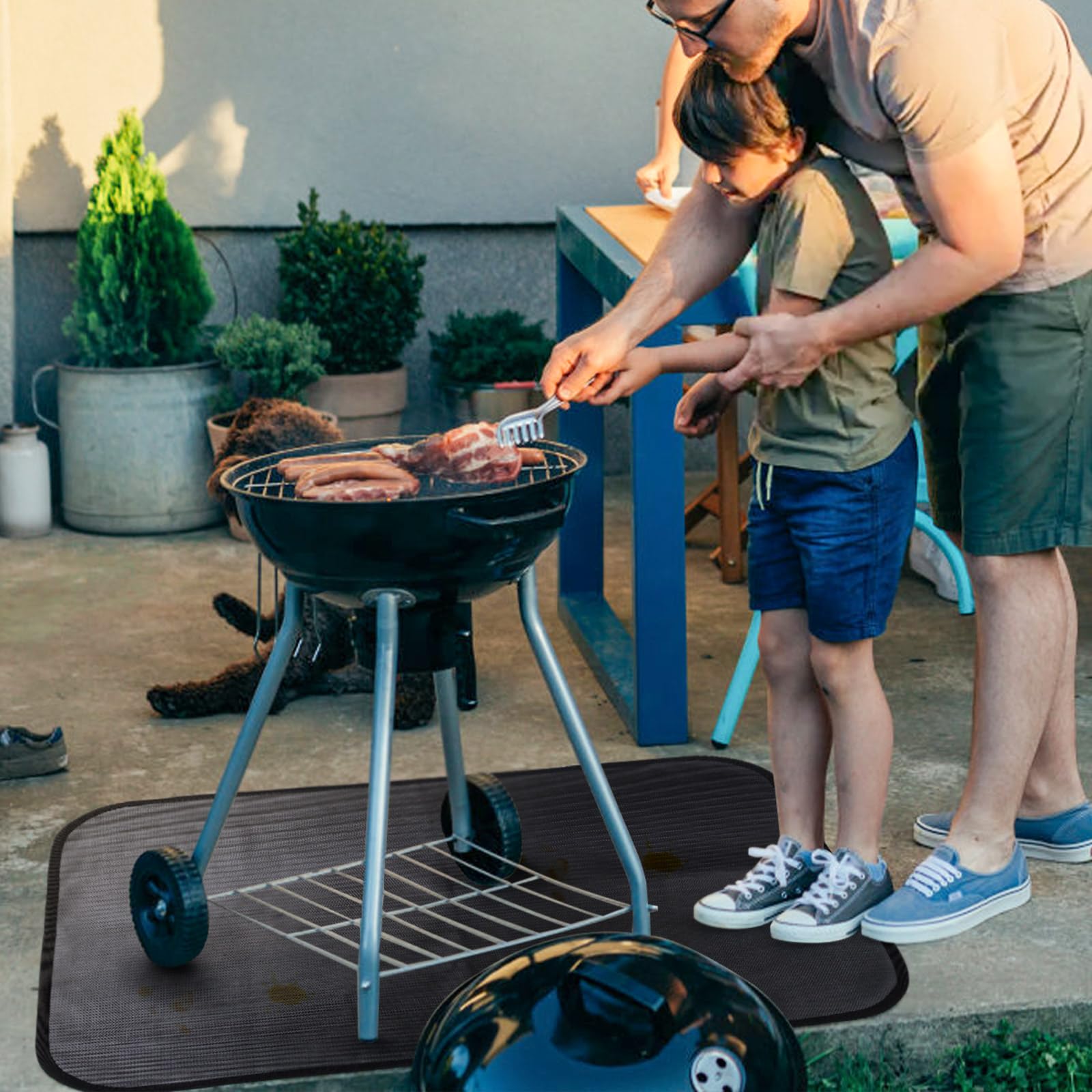 Tapis de Protection Thermique Pliable 60x105 cm Ignifuge Anti-étincelles pour Barbecues Poêles à Bois Sol