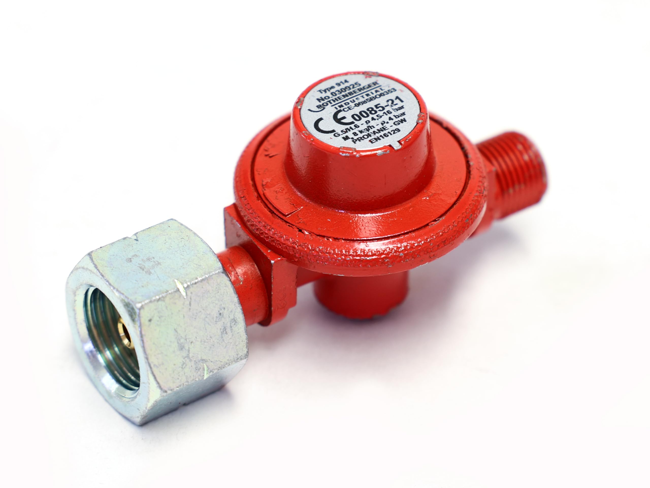 030925F - Industrial Propane Constant Regulator - for French Bottles - 0.001 V