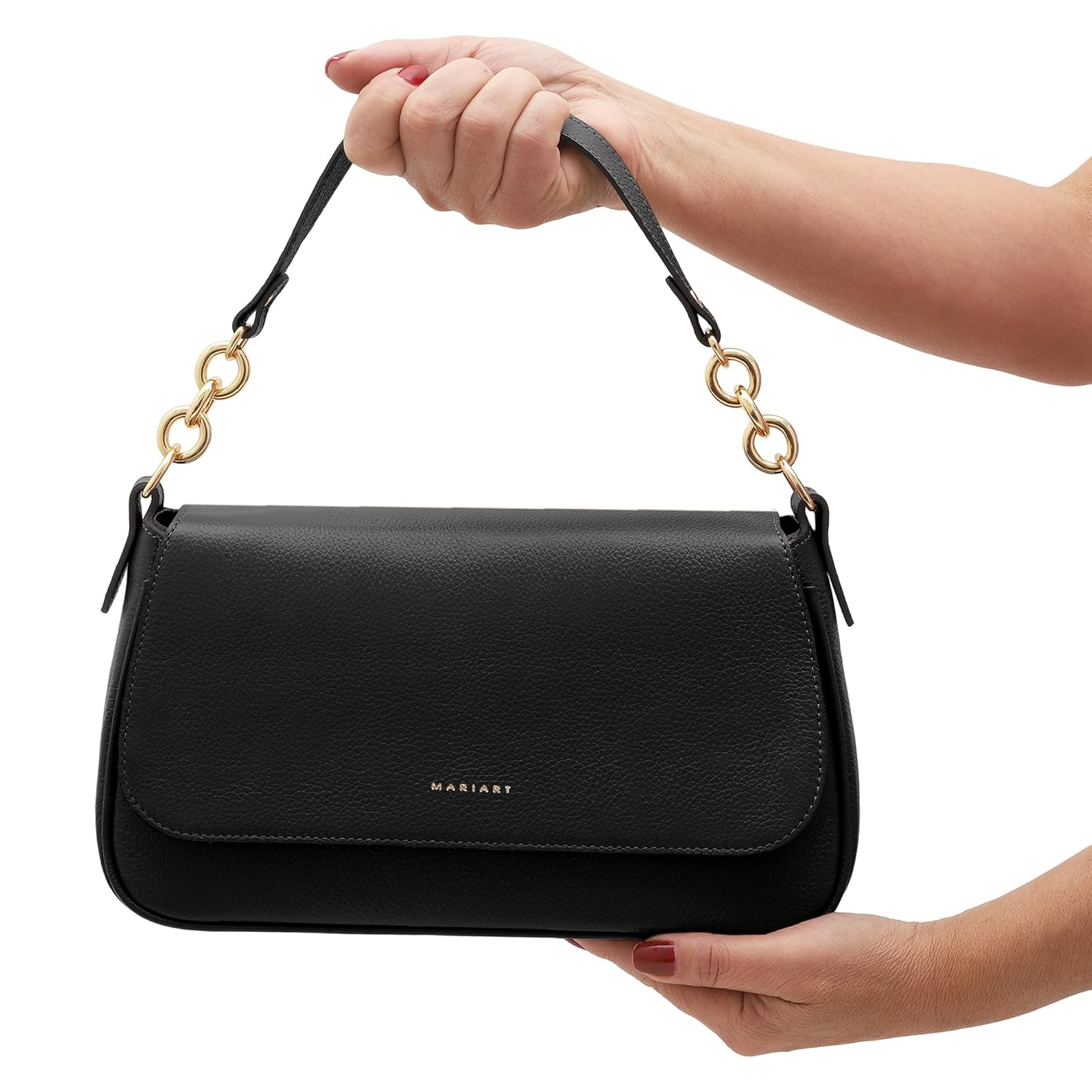 Mariart Mucuripe Bolsa Shoulder Transversal Feminina de Couro Bovino Legítimo (Preta) em promoção! Veja a oferta e mais achadinhos de Bolsas 5 Hoje é o melhor dia para comprar Mariart Mucuripe Bolsa Shoulder Transversal Feminina de Couro Bovino Legítimo (Preta) com aquele preço maroto! Promoção! Aproveite a oferta! 5