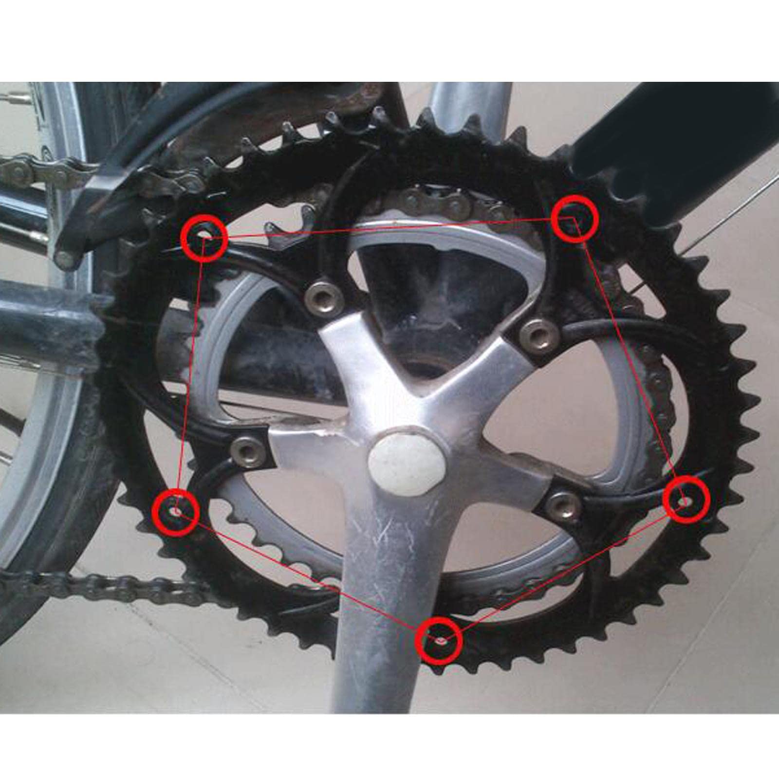 Protezione per Ruota di Catena 44 Denti MTB Protezione per Pignone per Bici da Strada Bicicletta, Passo 8,5cm, Numero di Fori: 5 Fori