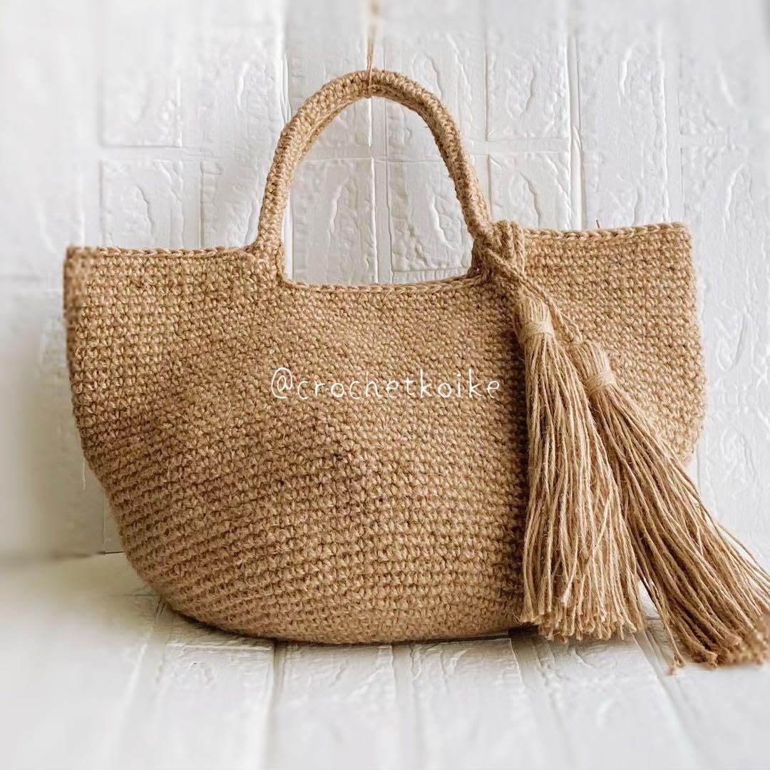 tripleS objekt マユ AA403 QR未使用 未開封 Holy Warrior SIGタイプ