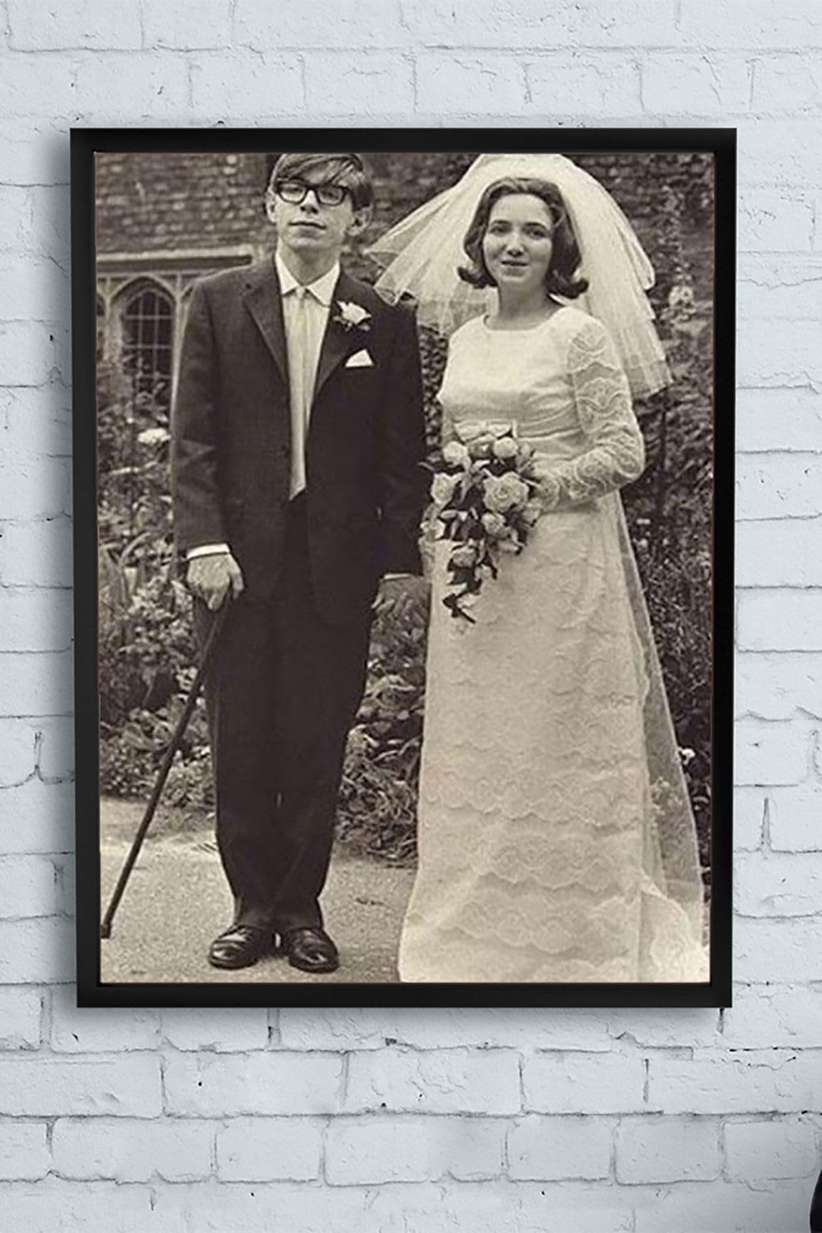 Postermanya (pster13383) Stephen Hawking Bilimsel Çerçeveli Tablo (40x50cm)