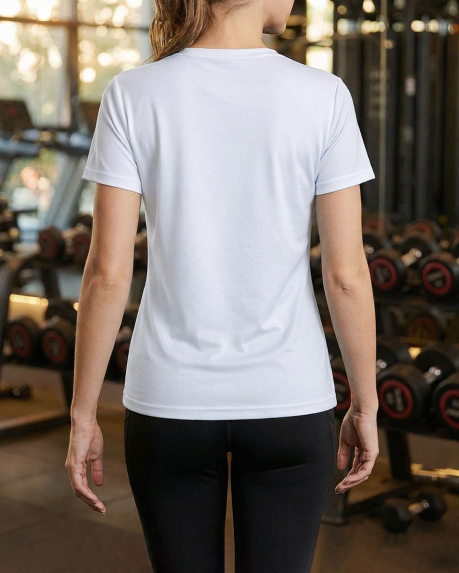 Paquete de 3 camisetas de entrenamiento para mujer con cuello redondo y secado rápido — view 4