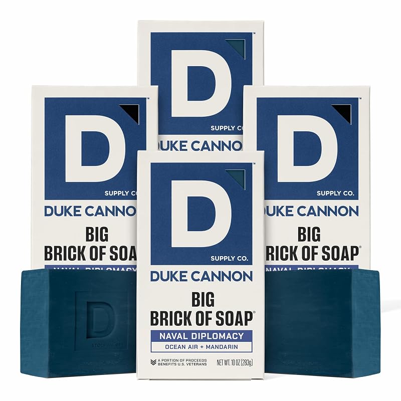 Duke Cannon Supply Co Sabonete em barra grande Naval Diplomacy com fragrância de ar oceânico e mandarina, Pacote com 4