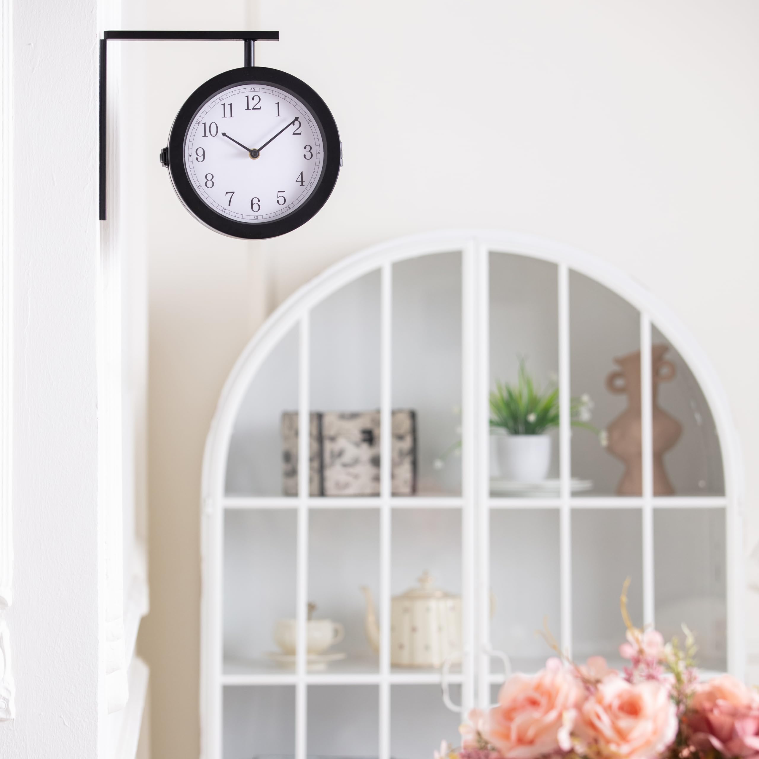 K&L Reloj de pared vintage metálico, sin tic-tac, 21 cm, doble cara, negro y blanco (aspecto steampunk, 28 x 25,3 cm)