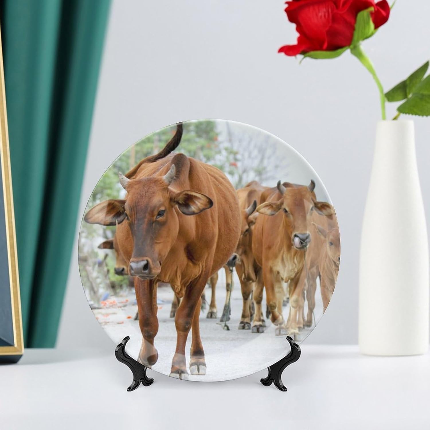 Generic 8"" Decorative Plate for Wall Hanging Cows Family Cattle Ceramic Plate with Display Stand Modern Dinner Dessert Dish for Home Office Table Decor Holiday Ornament