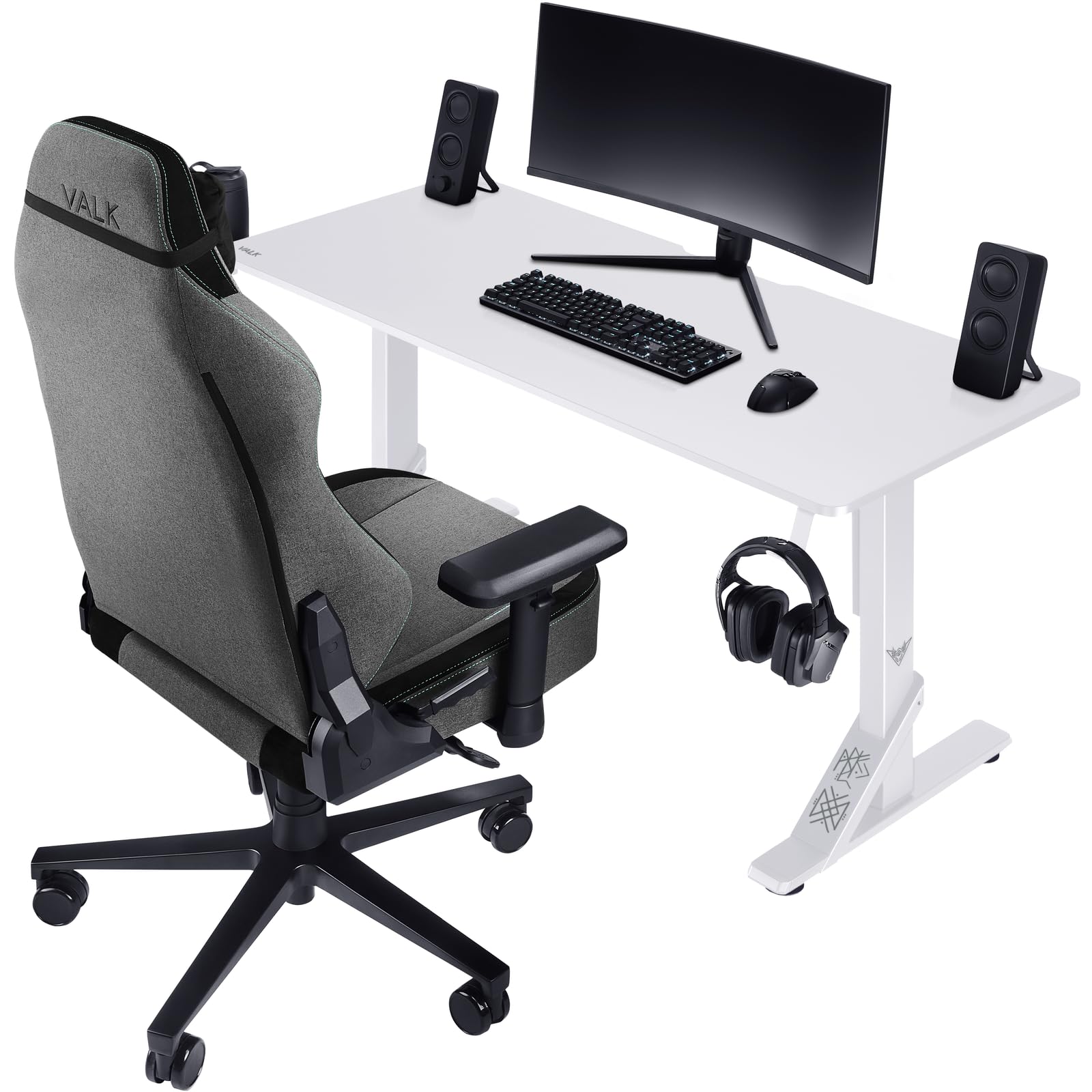 VALK Skuld - Mesa Gaming 136x60cm, Altura Regulable, Gestión de Cables, Mesa Escritorio Solida y Elegante, hasta 100kg, Accesorios para Vasos y Auriculares, Creada en España (Blanca)