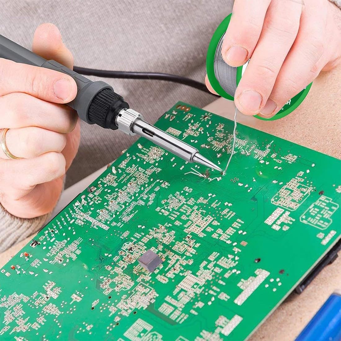 Stagno per Saldare Elettronica, Filo a Saldare Senza Piombo, Filo di Saldatura a Nucleo di Colofonia, Solder Wire con Flussante, Sn99.3/Cu0.7, 30g/0,8mm per Saldatura Elettrica Riparazione