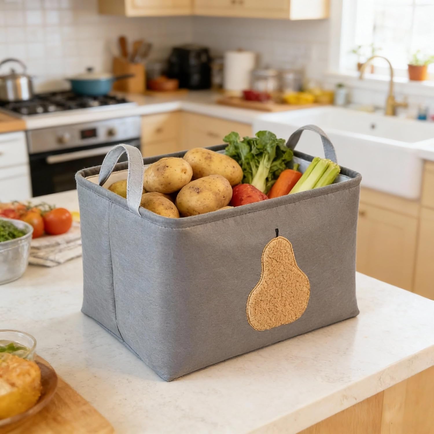 Farmhouse Style Storage Basket with Handles, Collapsible Felt Dog Toy Basket, Decorative Storage organizer 16 * 12 * 10 Inches