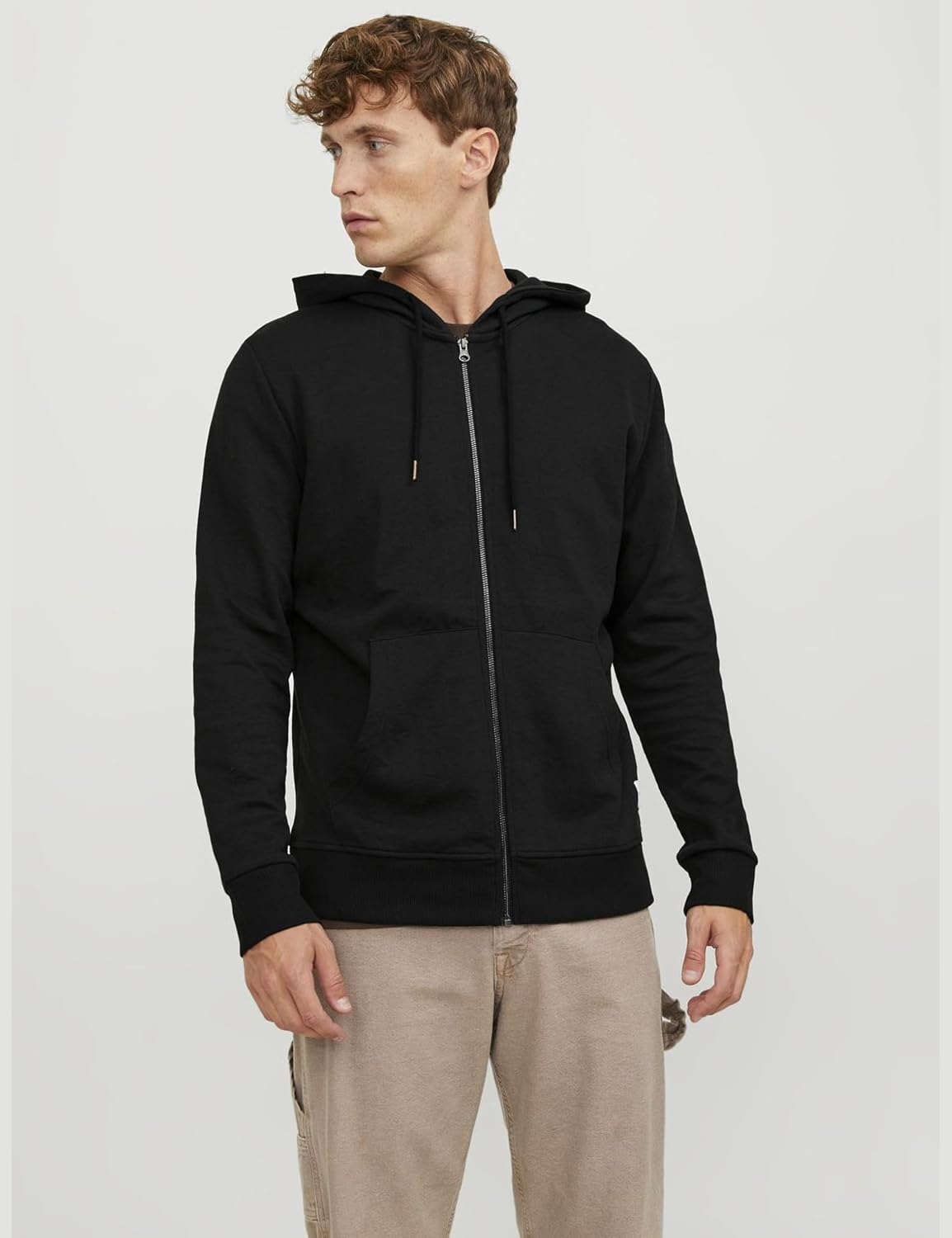 Black/Fit: Regular
