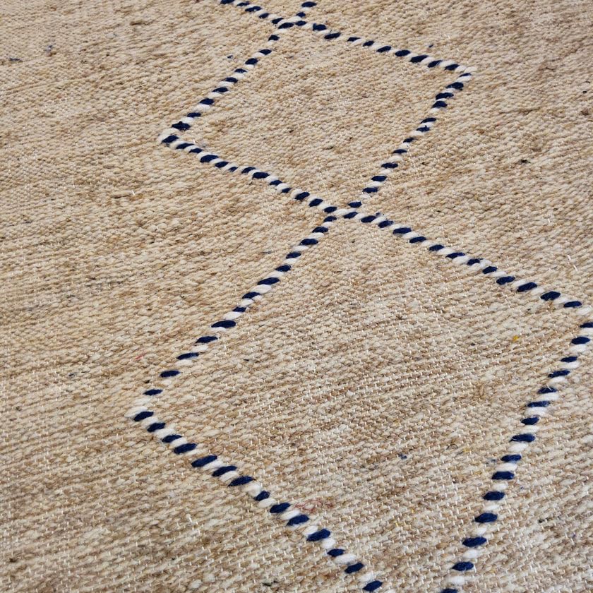 Générique Tifinagh Shop - Tapis Berbère Kilim Zanafi Authentique – 100% Laine - 154 x 92 cm – Pièce Unique Artisanale du Maroc