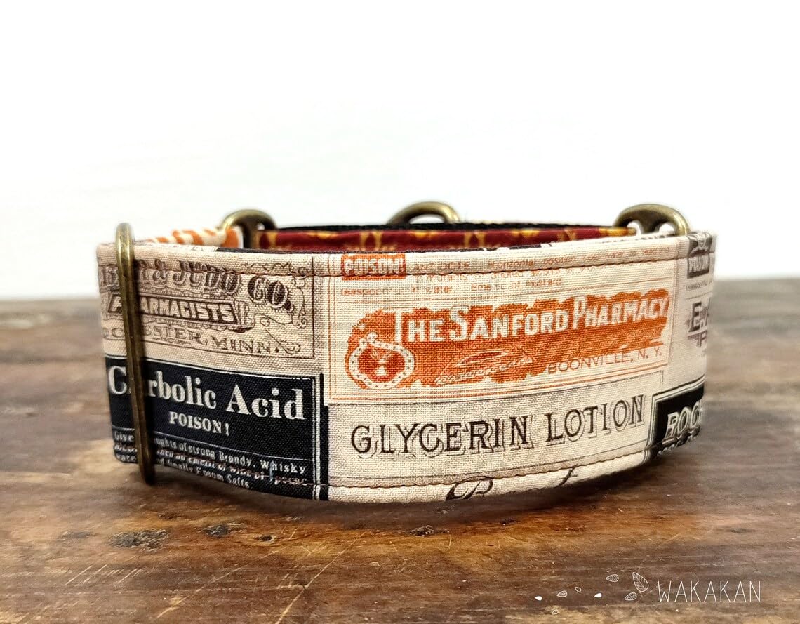 Collar Martingale Para Perro: Salem's Pharmacy, Hecho a Mano en España por Wakakán