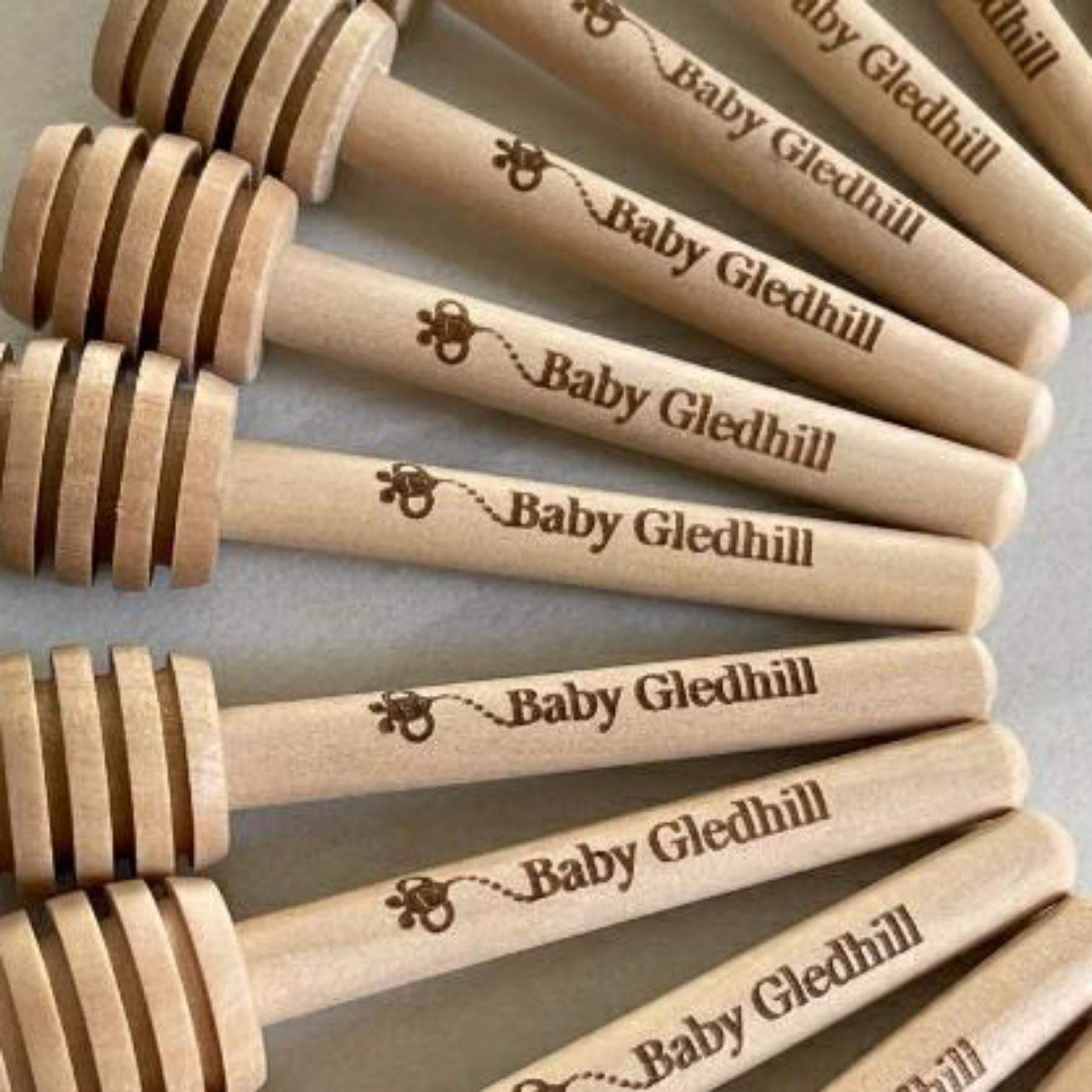 Dangyuxia 20/50/100pcs Personalized Wood Honey Dipper Sticks Custom Wedding Gift Party Favor Souvenir Wooden Mixing Stirring Stick for Honey Jar (10cm,50pcs)