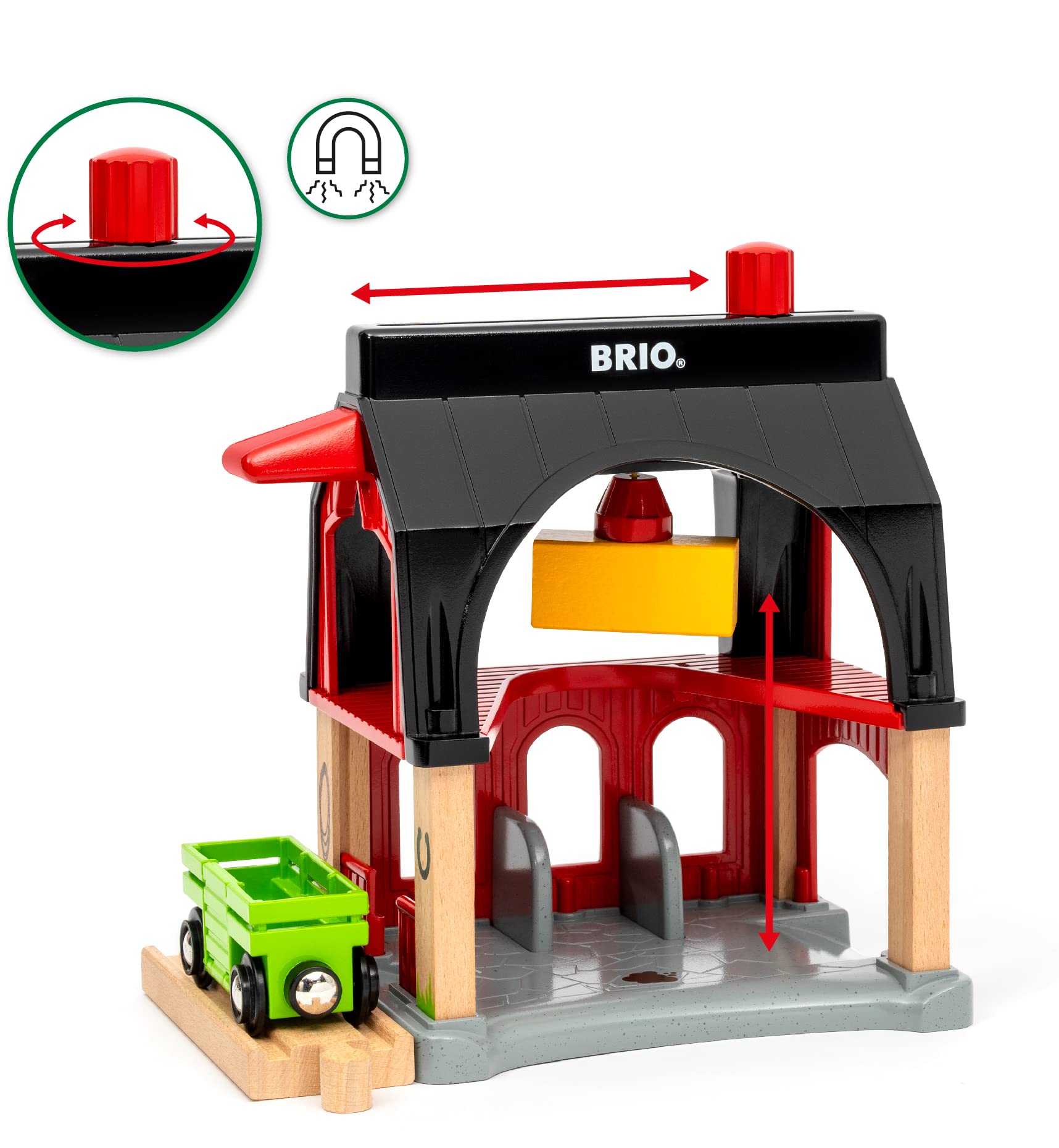 BRIO 36012 Tierscheune mit Heuwaggon - Zubehör zum Zugset für Kinder ab 3 Jahren