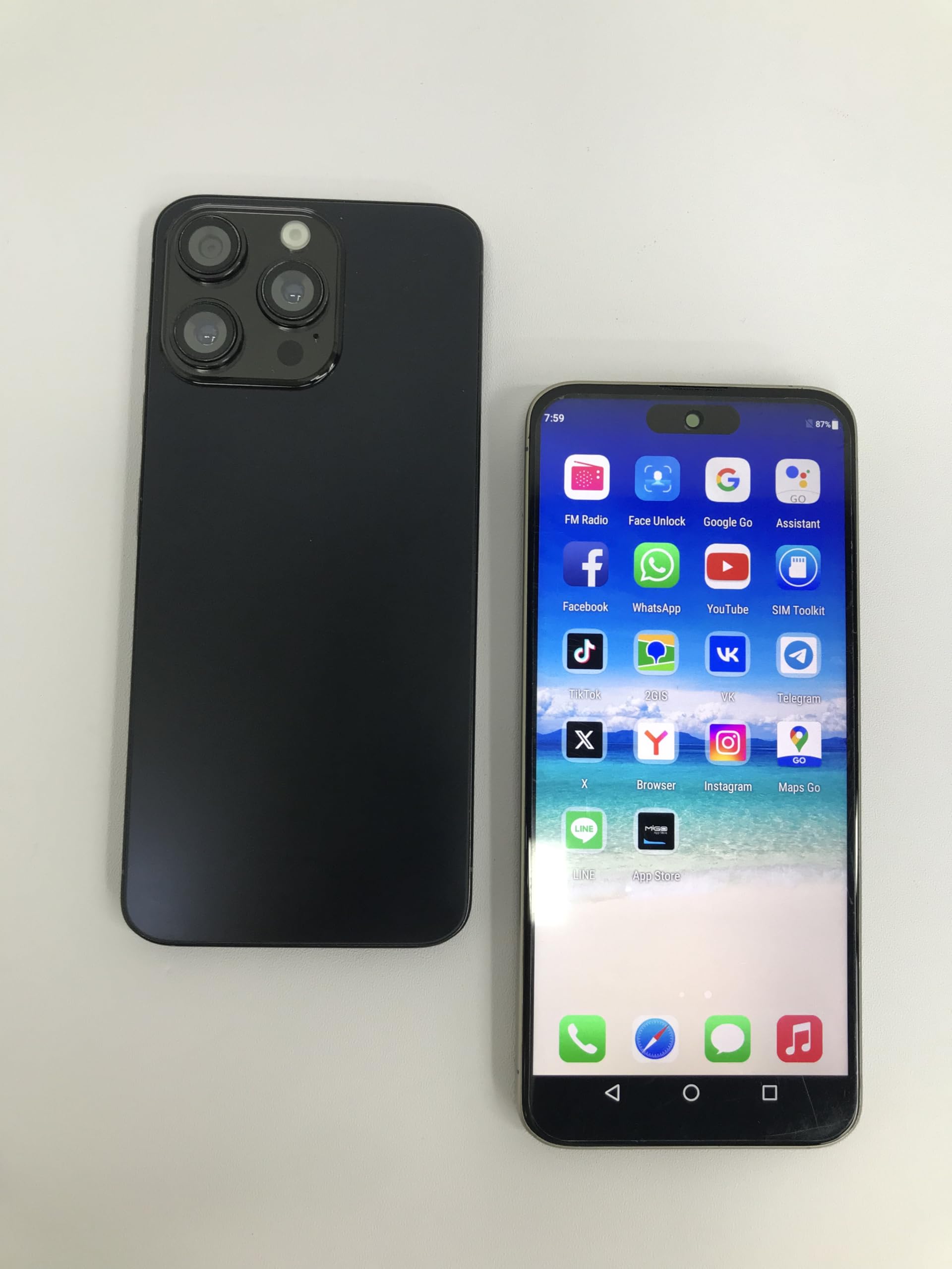 Handy ohne Vertrag, Unterstützung für 4G Network, 3GB RAM + 32GB ROM, TF-Karte erweiterter Speicher 256GB, Dual-Kamera, Dual-SIM, 8-Kern-Chip, 6,8-Zoll-Bildschirm, (Black, 6.8)