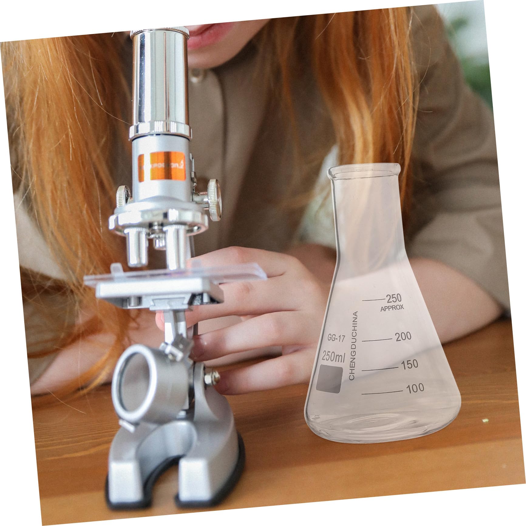 Set 9 Pezzi Vetreria da Laboratorio in Vetro Resistente Beuta Conica, Becher Graduato e Misurino Scala per Uso Scientifico e Didattico