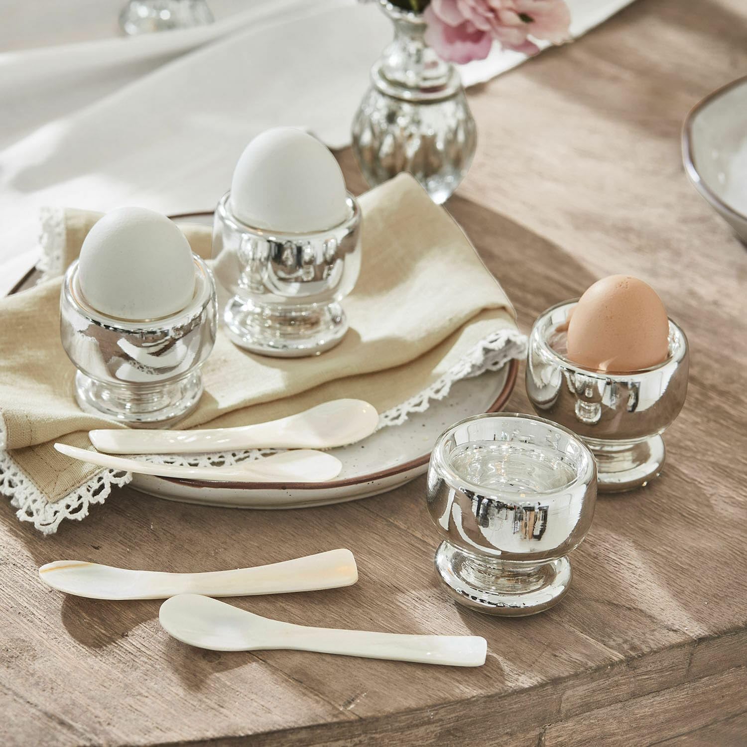 LOBERON Eierbecher 4er Set Lilligret, silber | mundgeblasen, edel & klassisch, Geschirr, Eierhalter, Küchenzubehör, Küchenutensilien, Glas