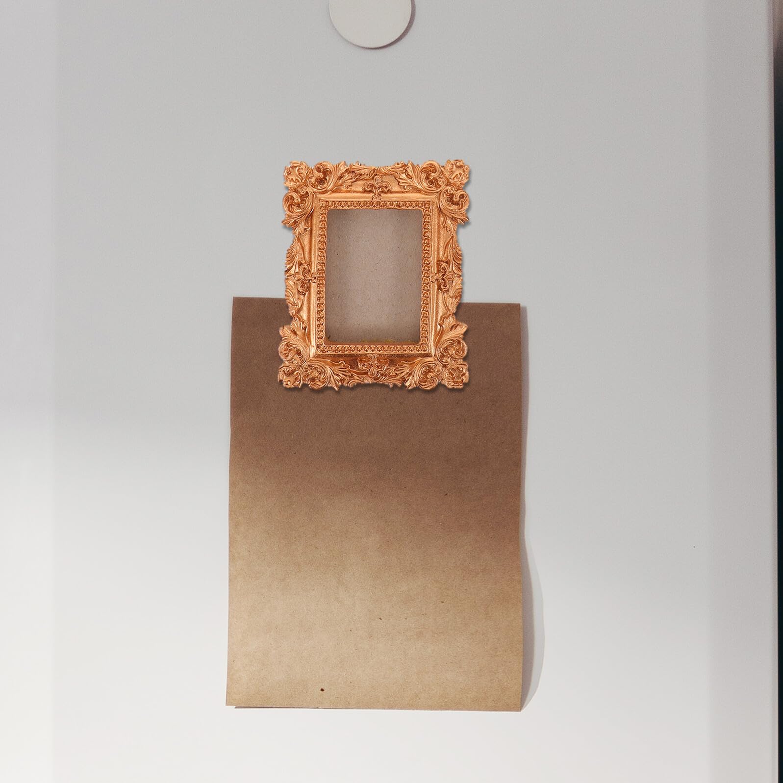 5 Stück Magnetische Bilderrahmen mit Goldenen Rahmen und Muschelmotiven als Selbstgemacht Kühlschrankmagnete für Urlaubsfotos und Dekoration