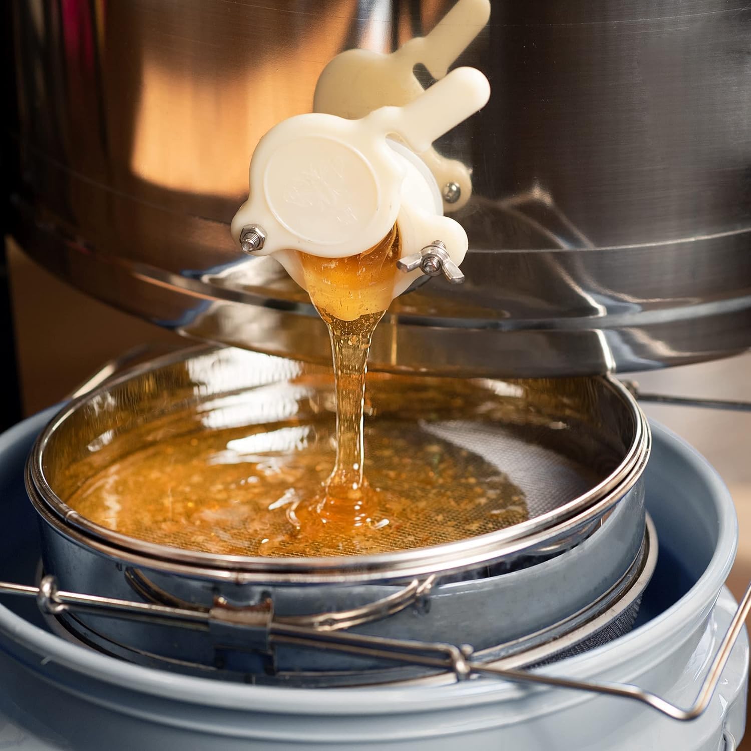 ZONSUSE Passoire à Miel en Acier Inoxydable, Filtre à Double Tamis, Outils D'extraction D'abeilles avec Poignées Réglables, Équipement D'apiculture, Extraction de Miel, Idéal pour les Apiculteurs