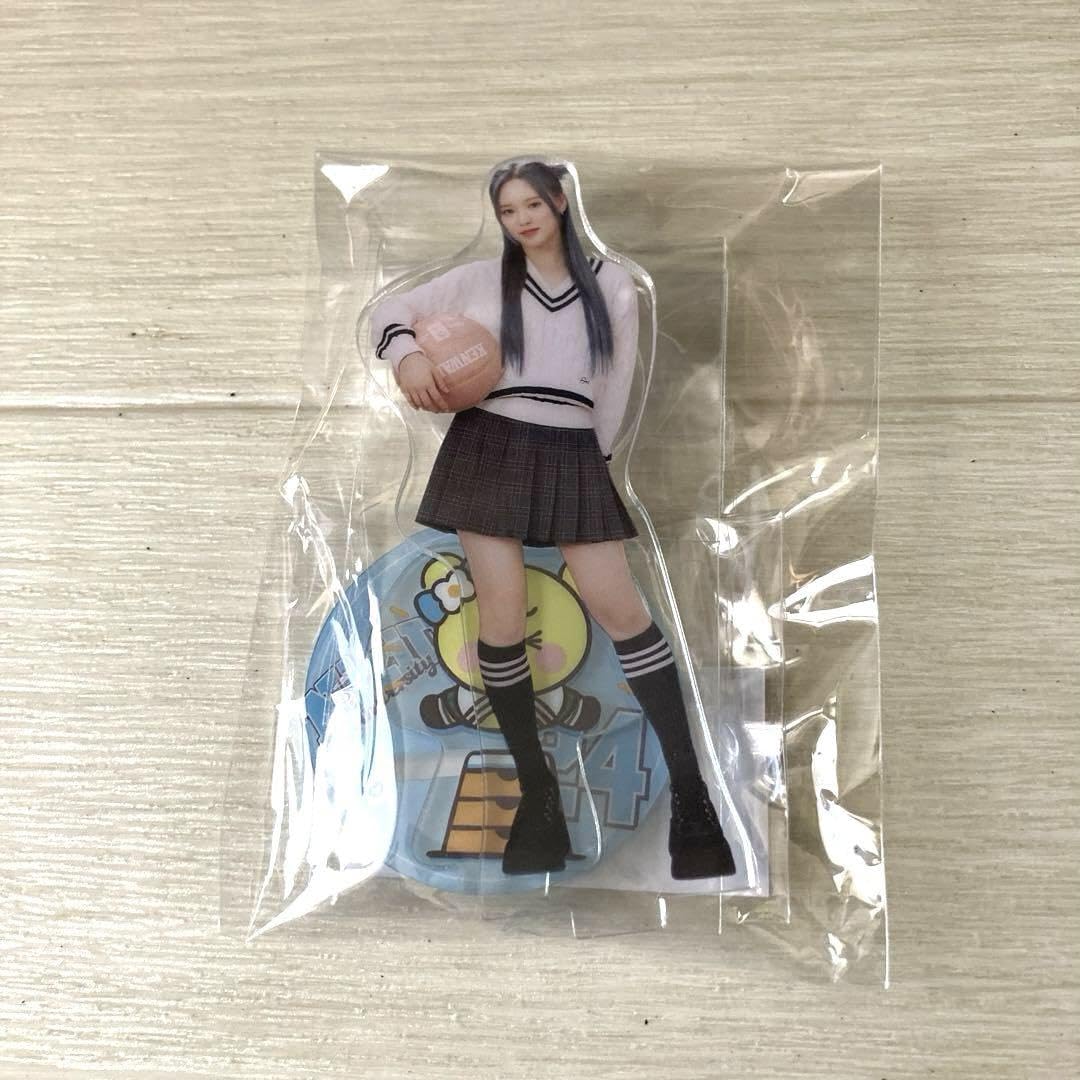 NiziU〜アクリルスタンドリング Nizi
