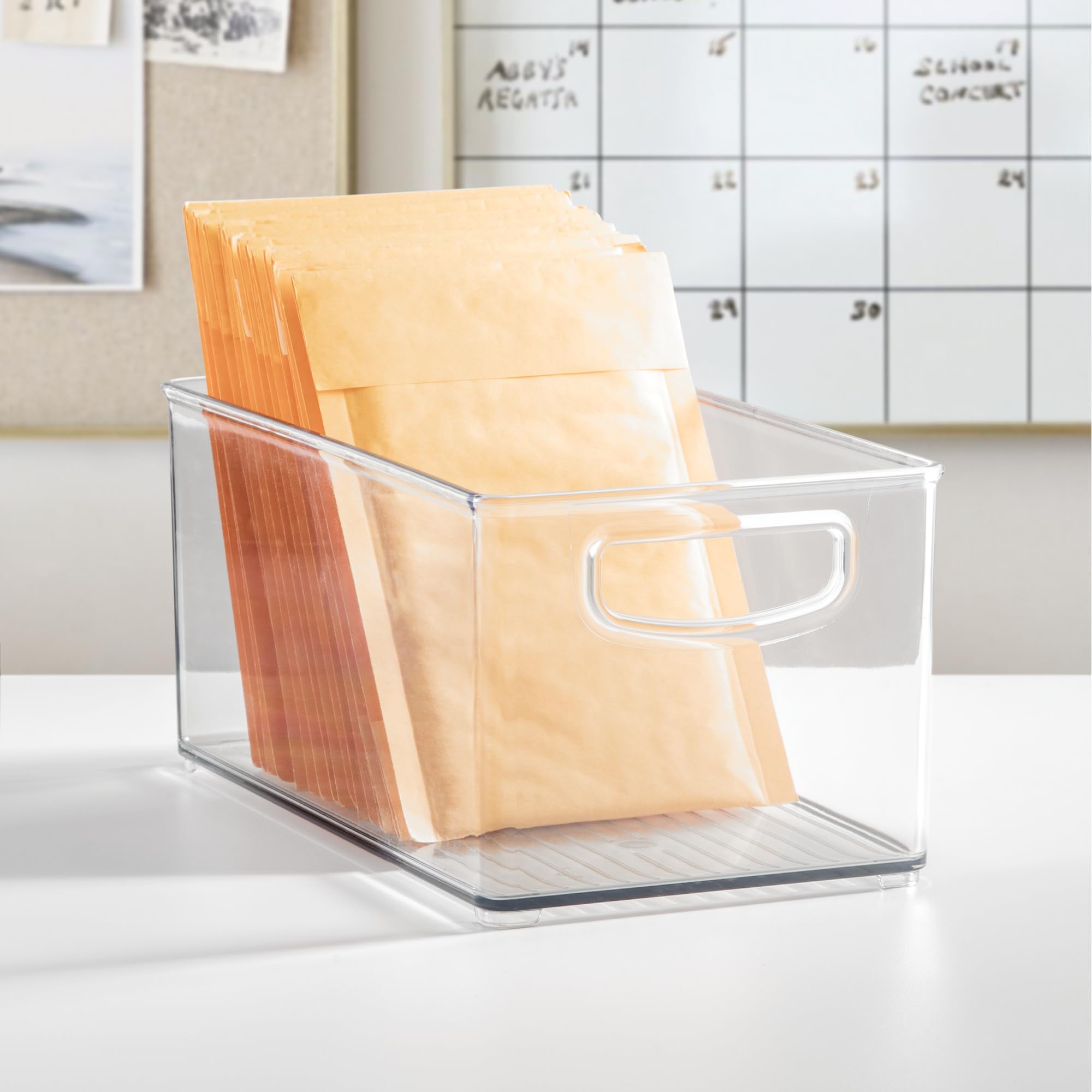 iDesign 6er Set kleine stapelbare Aufbewahrungsbehälter aus recyceltem Kunststoff mit integrierten Griffen für die Küche, den Kühlschrank, Gefrierschrank - Verschiedene Größen, klar
