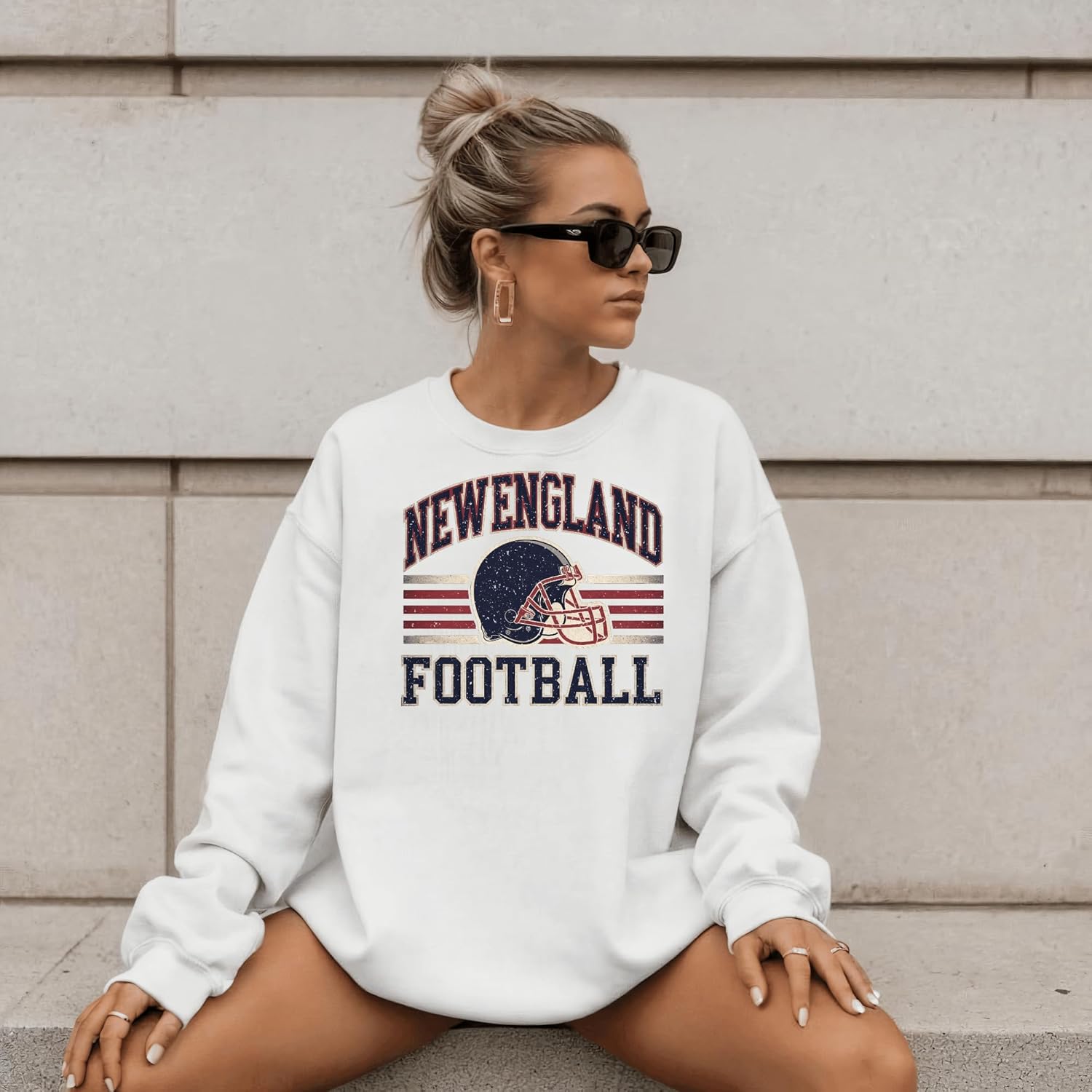 Distressed New England Football Vintage Style Crewneck Sweatshirt for Women Men – Retro Game Day Pullover