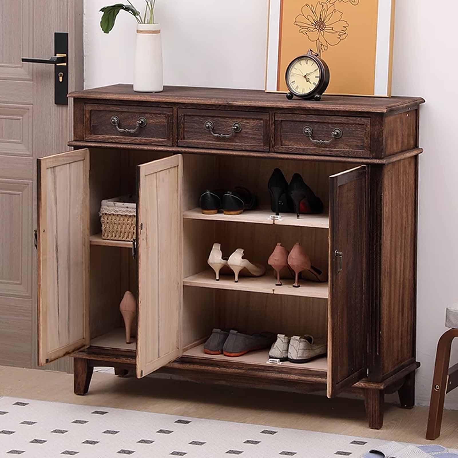 Meuble à chaussures vintage en bois massif d'exception pour entrée raffinée