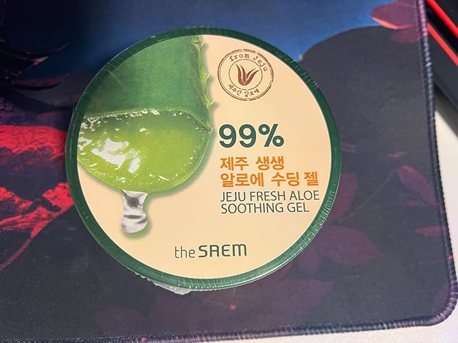 the SAEM] Jeju Fresh Aloe Soothing Gel 10.1 fl.oz. (300ml) - 99% Aloe Vera,  Hydrates & Dry, Itchy & Damaged Skin : Amazon.in: Beauty