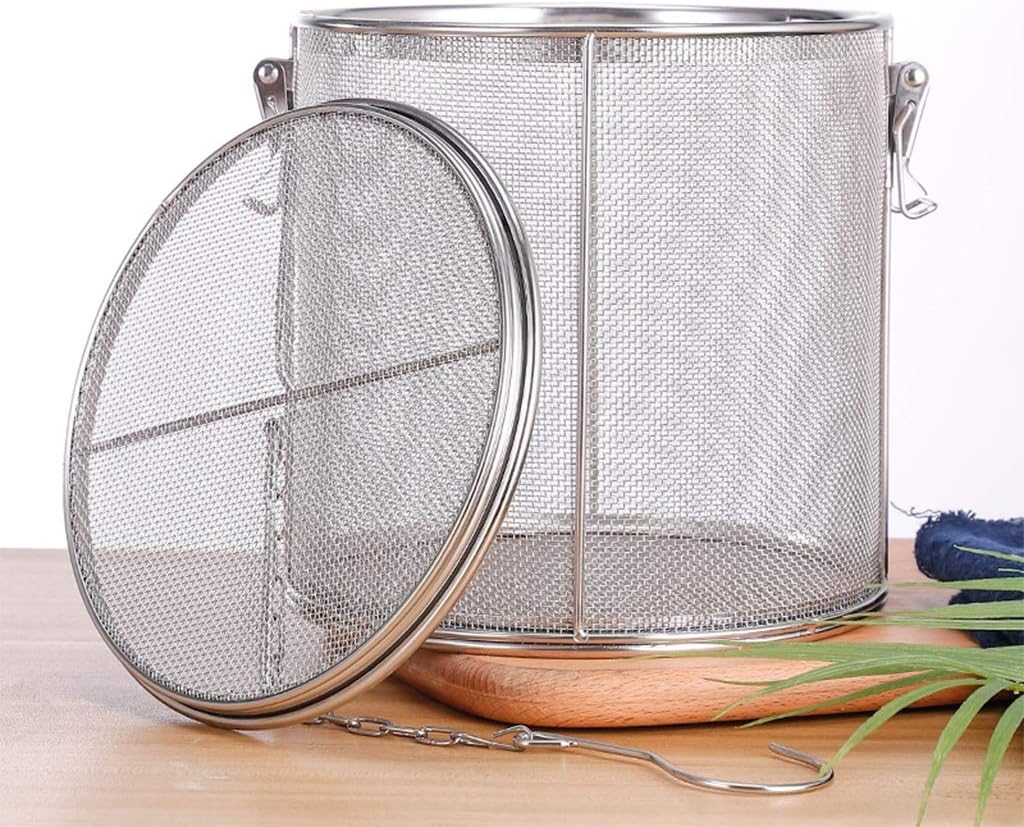 Large Capacity Stainless Steel Fine Mesh Strainer Gravy Soup Taste Spice Box Basket Brine Hot Pot Slag Separation Colander Strainers Basket Tea Infuser (Color : 30x30cm)