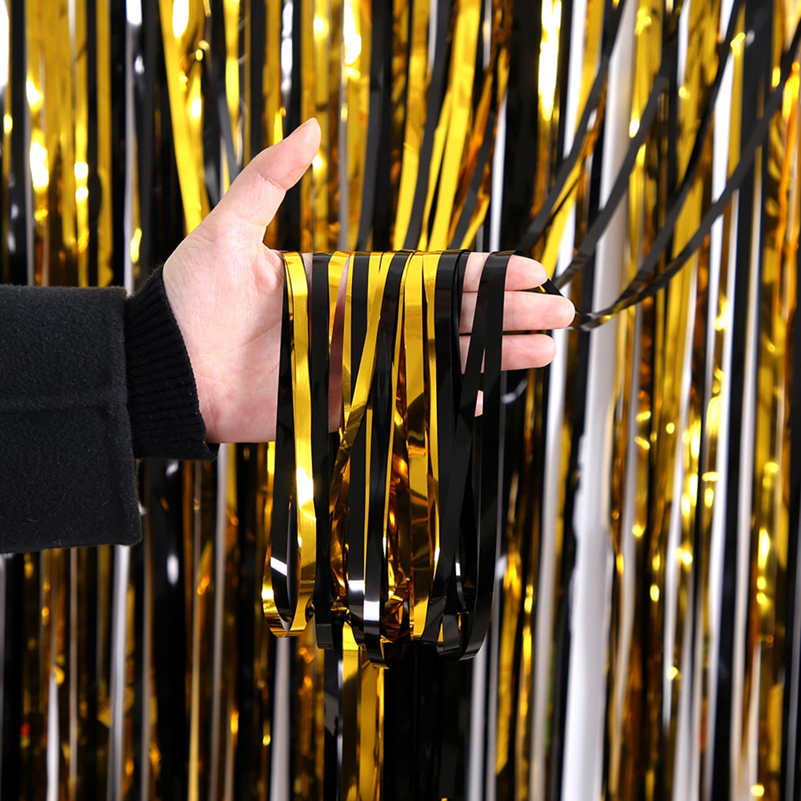 Metallic Foil Fringe Curtains, 2 Pack 1M x 2M Tinsel Curtain Party Photo Backdrop Booth Props Party Backdrop Decorations for Birthday Wedding Valentine Graduation Baby Shower