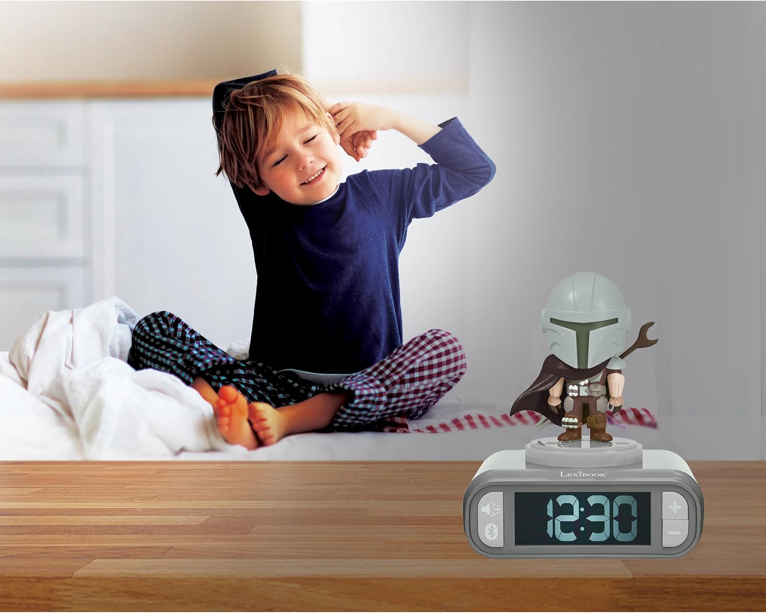 LEXiBOOK, The Mandalorian, 3D Alarm Clock Speaker, Grey, RL810SW1 image 5