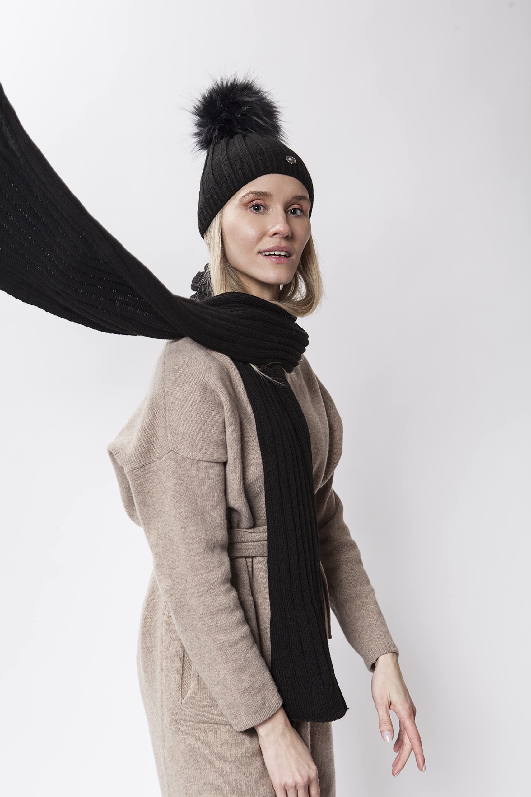 ELIMELI® Gorro de cachemira para mujer, gorro de punto, gorro de invierno de lana con cachemira y pompón de piel sintética. Fabricado en la UE, Negro - Set con bufanda, Talla única