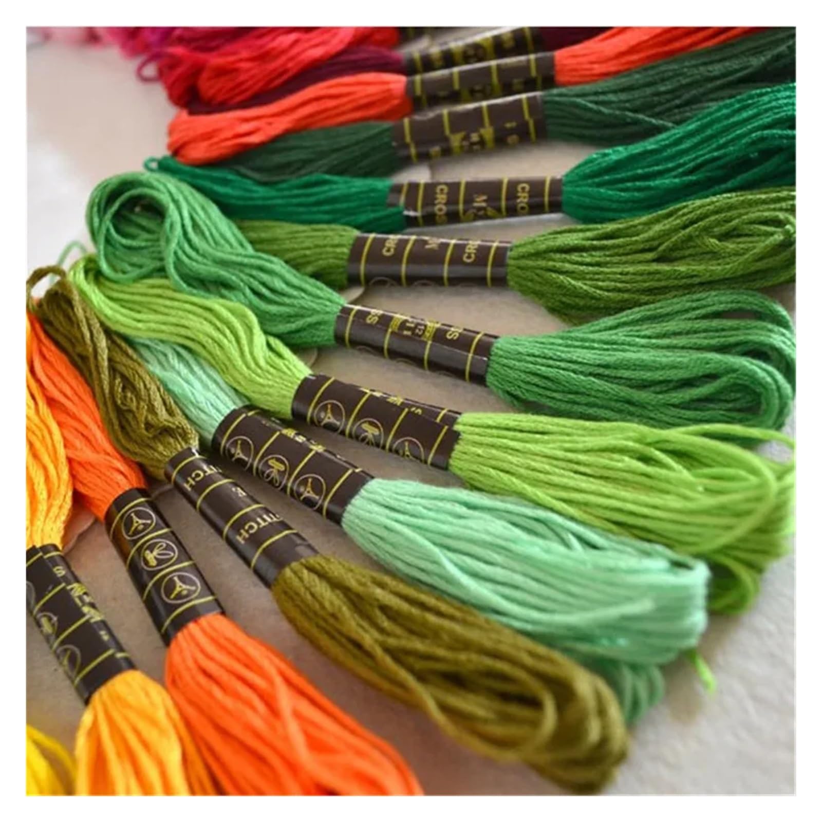Hilos Punto de Cruz Hilo de punto cruz Multicolor, cableado metálico, hilo Bordado dorado, tejido costura a mano artesanal, 15-200(150 Color)