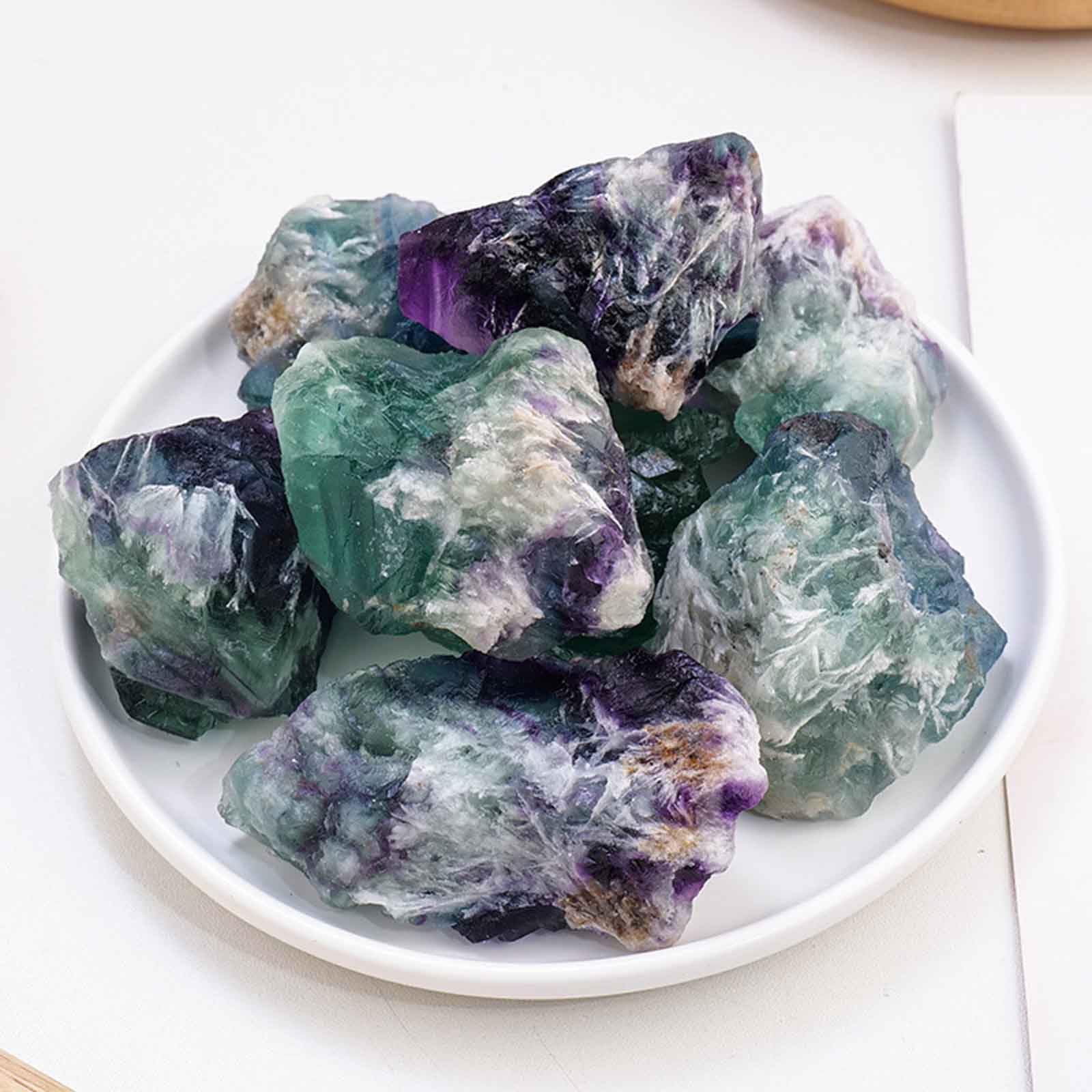 Surowe kryształy fluorytu z piór Naturalne do kabinowania, upadków(About 50~100g/Piece)